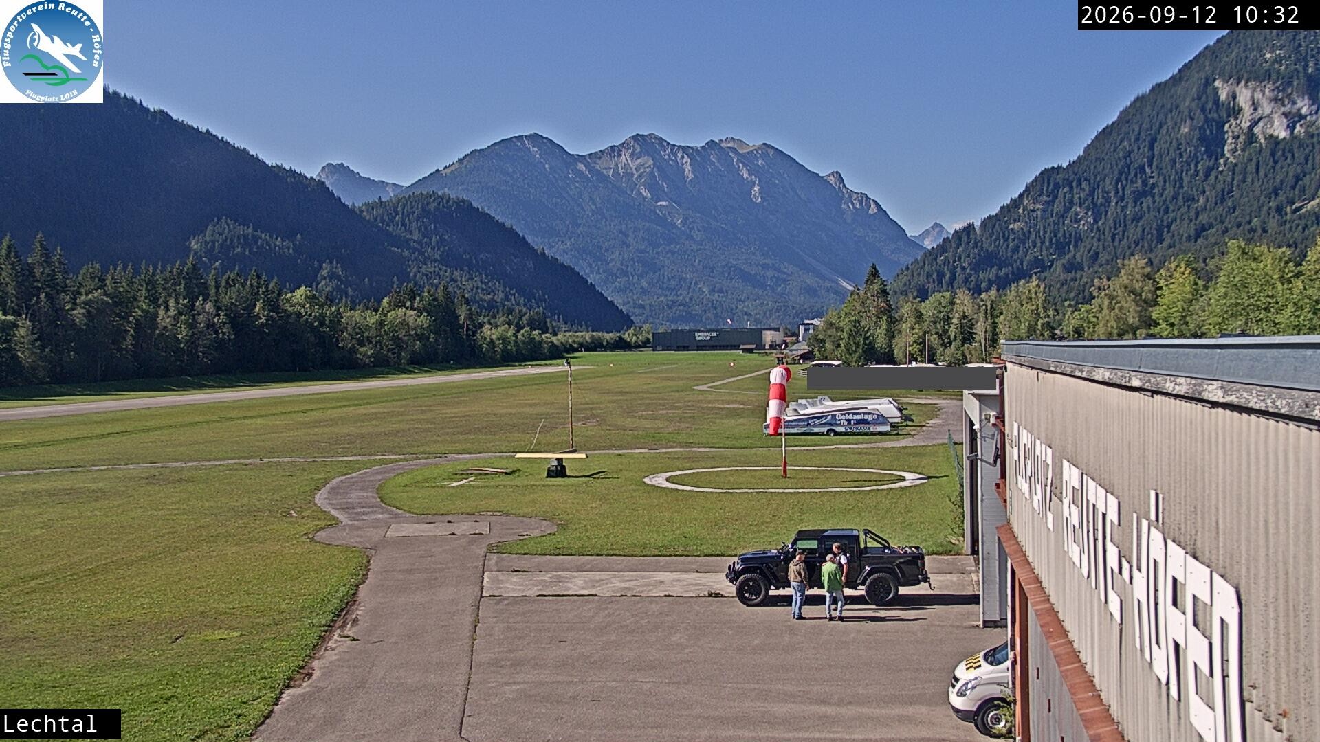 Archiv Foto Webcam Flugplatz Höfen, Tirol