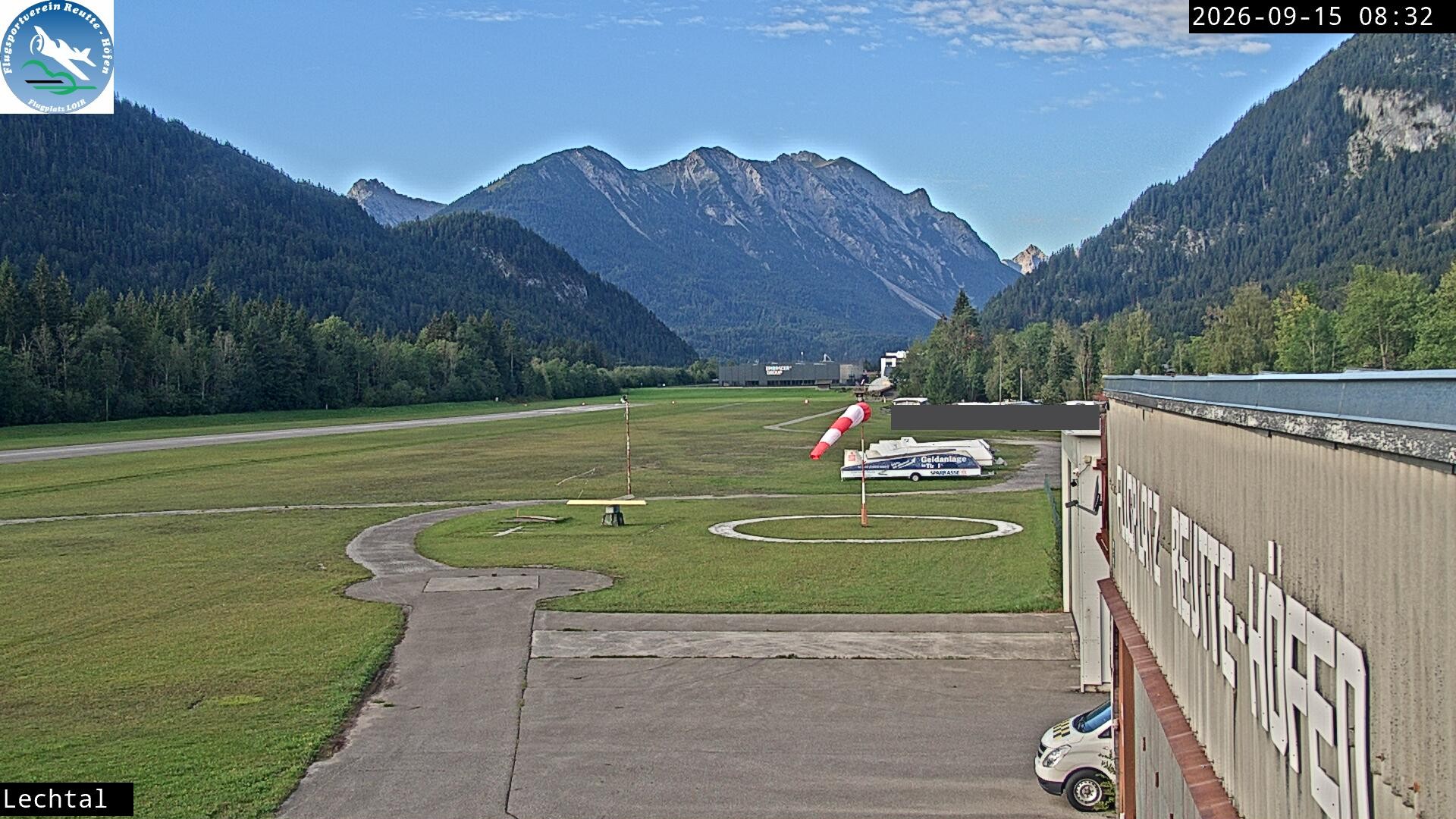 Archiv Foto Webcam Flugplatz Höfen, Tirol