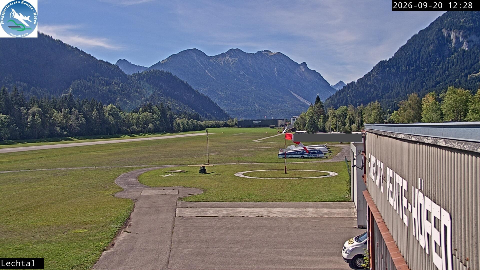 Archiv Foto Webcam Flugplatz Höfen, Tirol