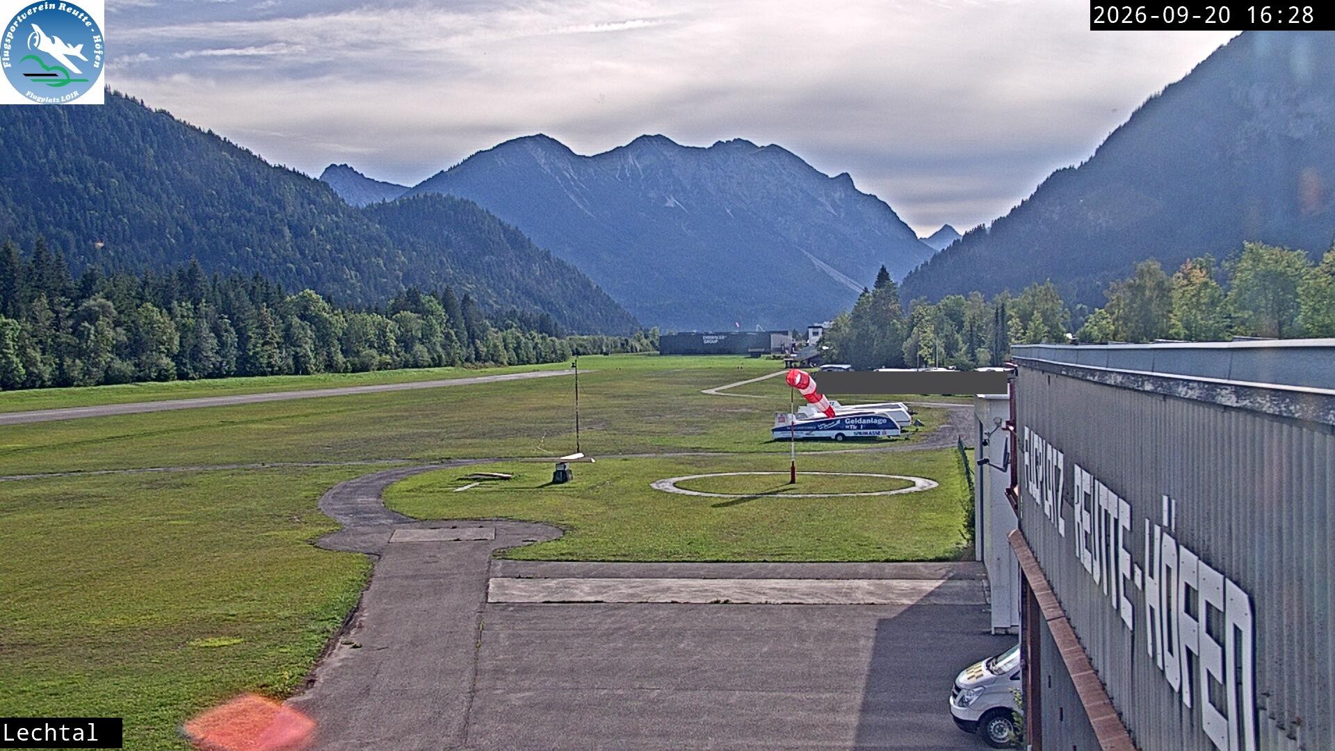 Archiv Foto Webcam Flugplatz Höfen, Tirol