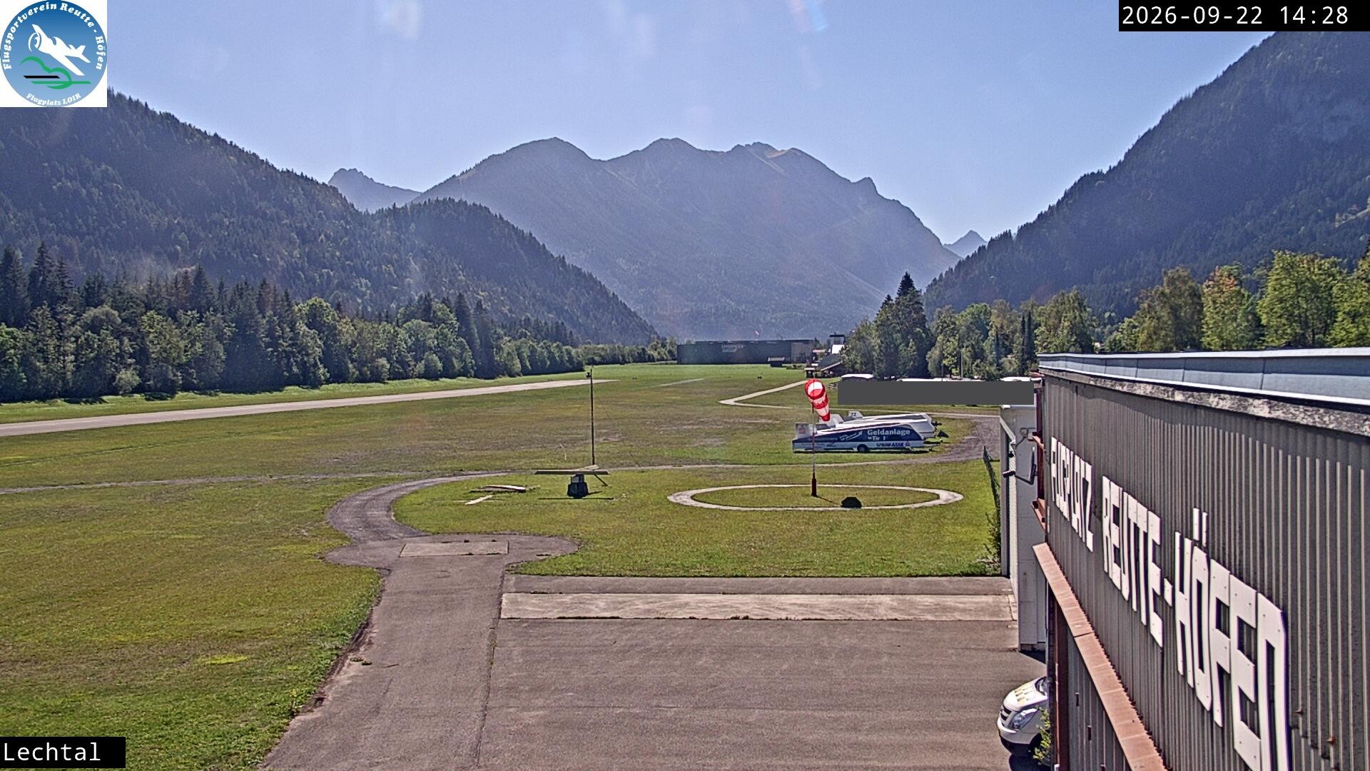 Archiv Foto Webcam Flugplatz Höfen, Tirol