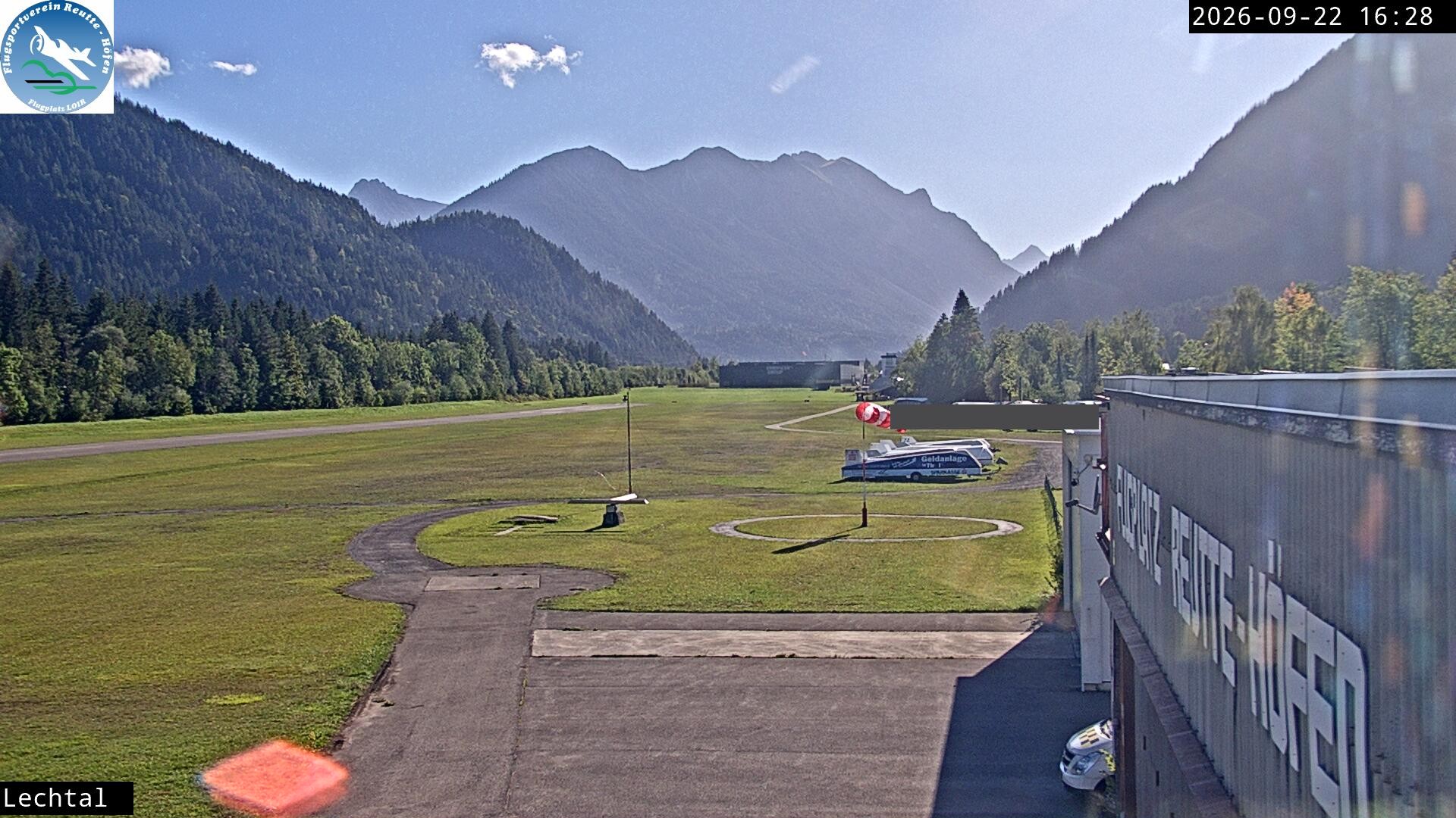 Archiv Foto Webcam Flugplatz Höfen, Tirol