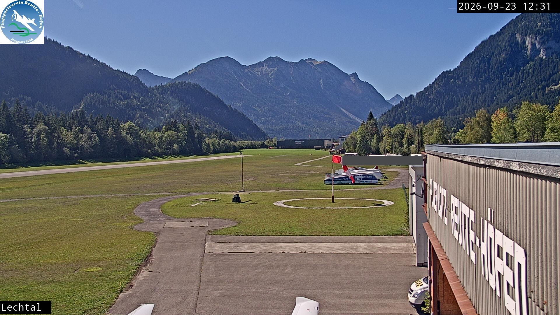 Archived image Webcam Hoefen airport, Tyrol