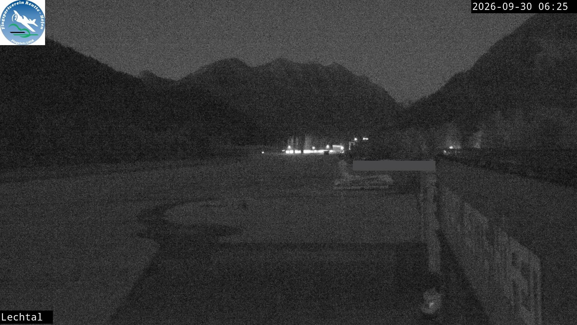 Archiv Foto Webcam Flugplatz Höfen, Tirol