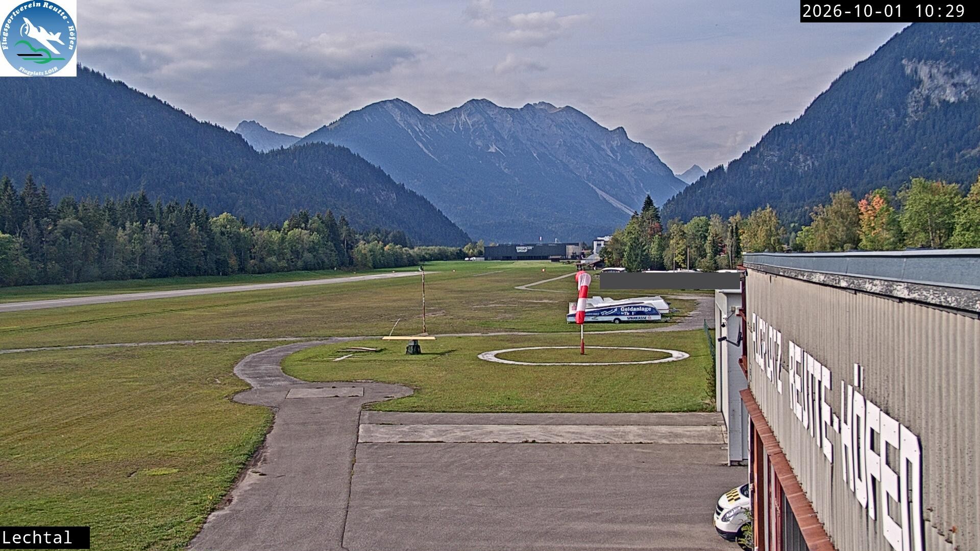 Archived image Webcam Hoefen airport, Tyrol