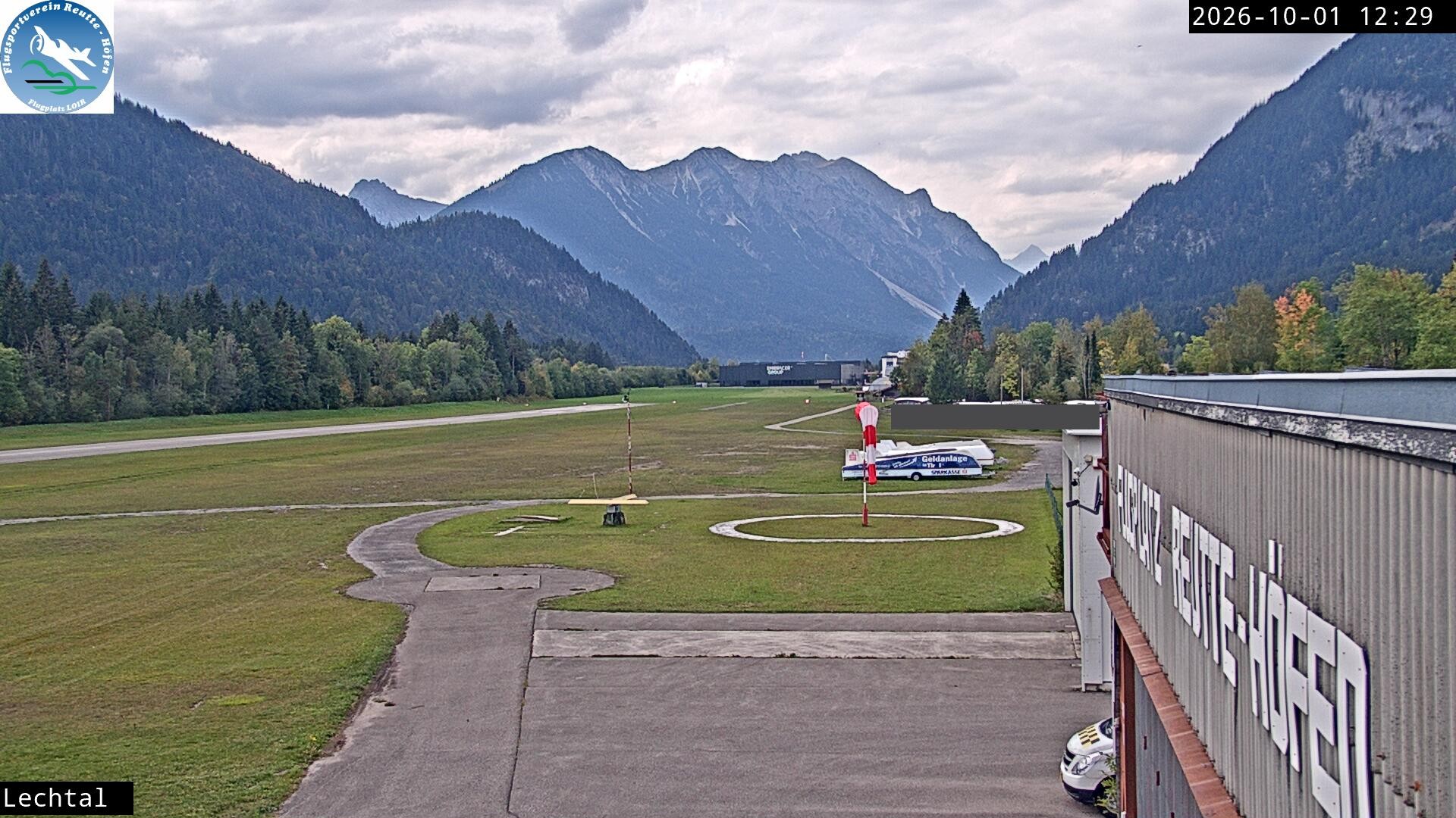 Archived image Webcam Hoefen airport, Tyrol