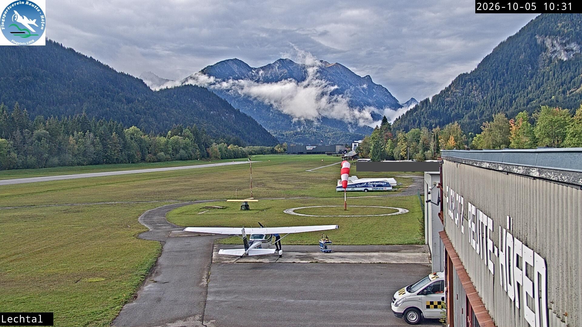 Archiv Foto Webcam Flugplatz Höfen, Tirol