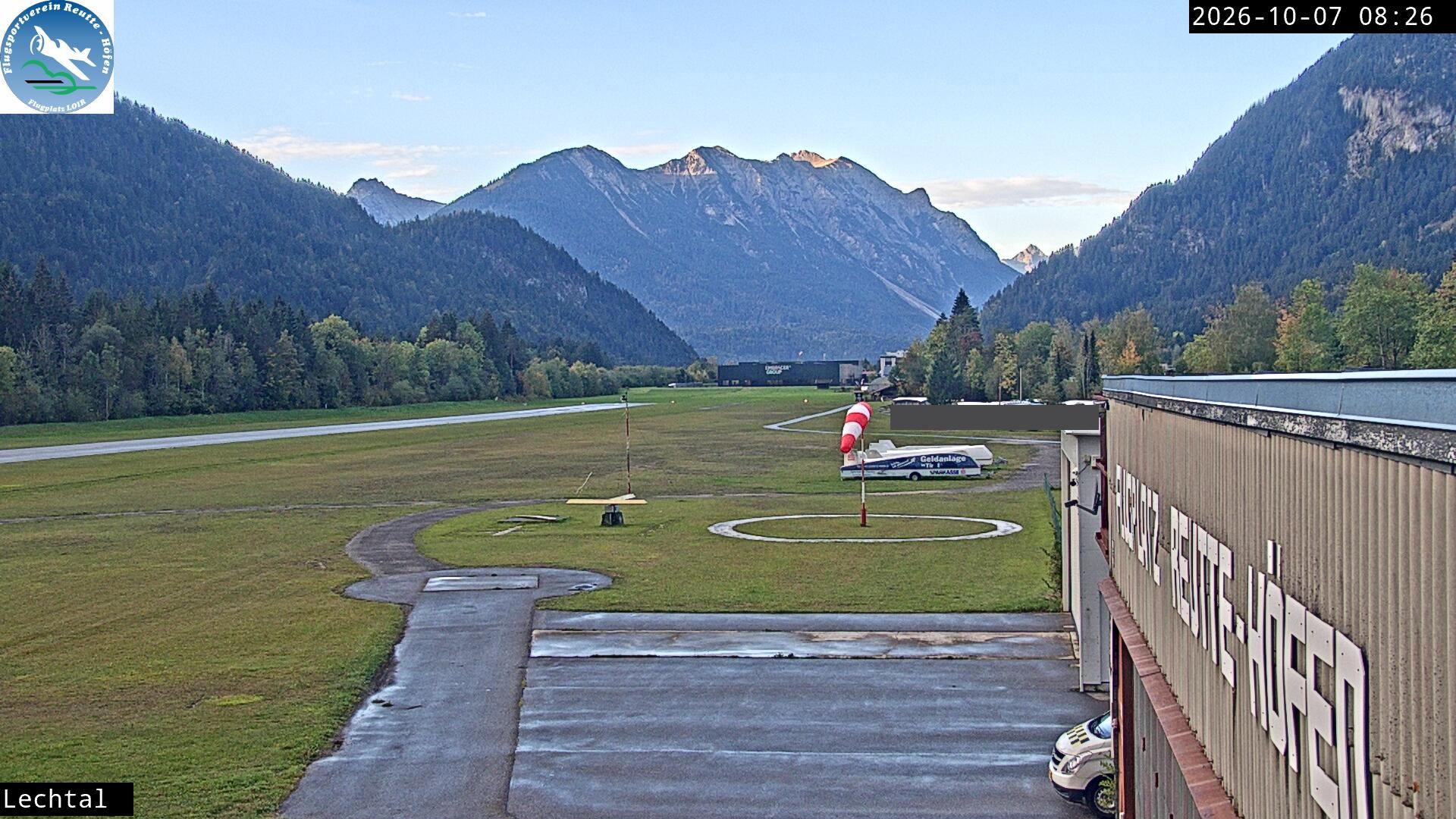 Archiv Foto Webcam Flugplatz Höfen, Tirol