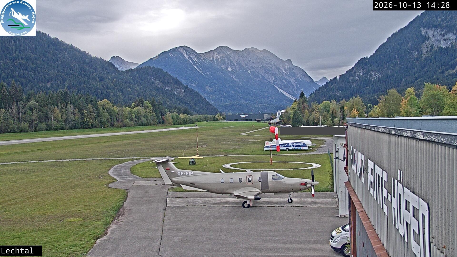 Archiv Foto Webcam Flugplatz Höfen, Tirol