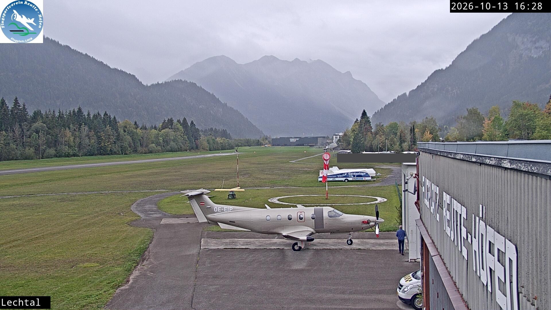 Archiv Foto Webcam Flugplatz Höfen, Tirol