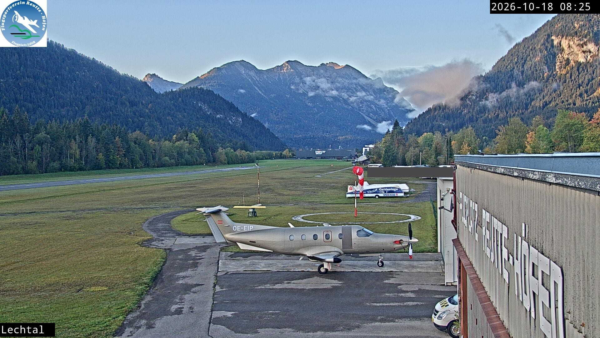Archiv Foto Webcam Flugplatz Höfen, Tirol