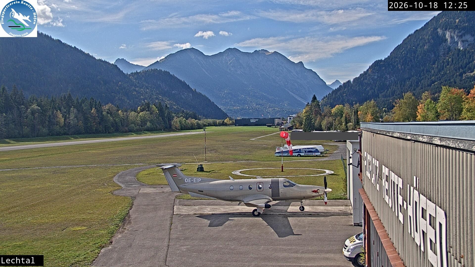 Archiv Foto Webcam Flugplatz Höfen, Tirol