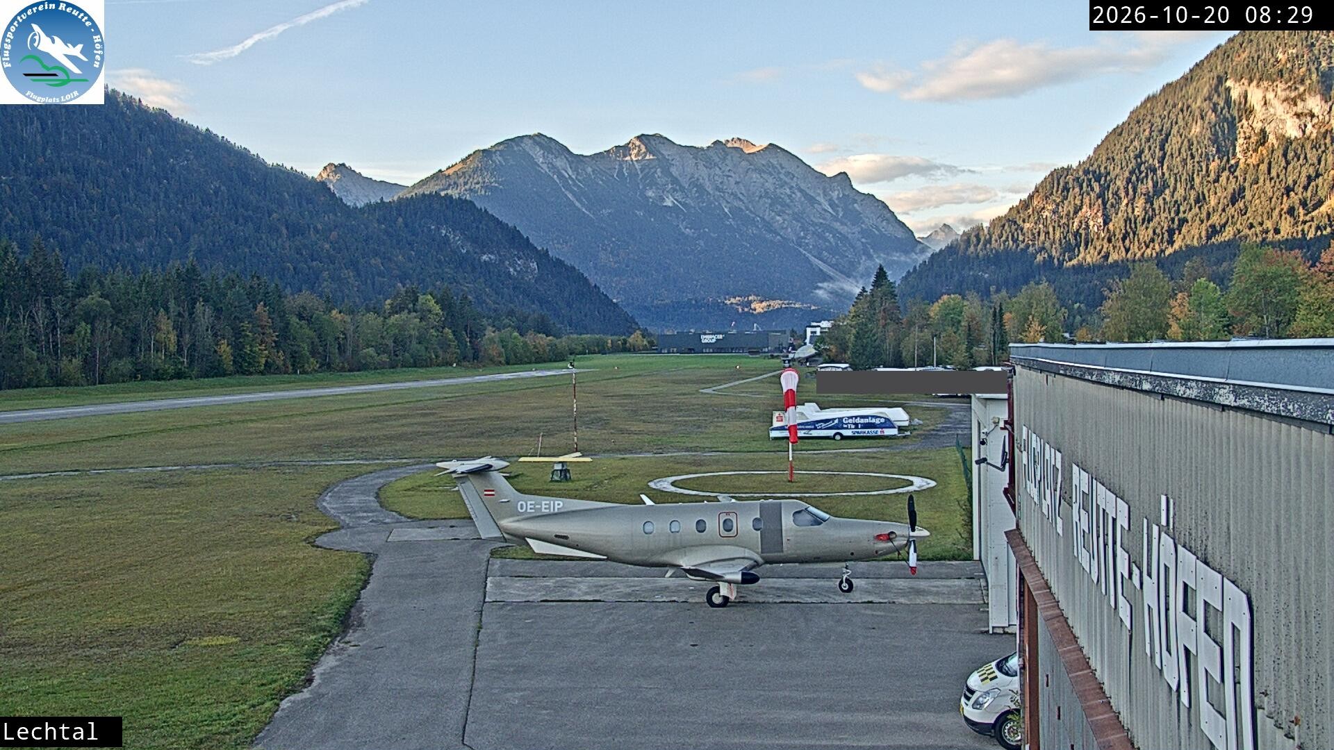 Archiv Foto Webcam Flugplatz Höfen, Tirol