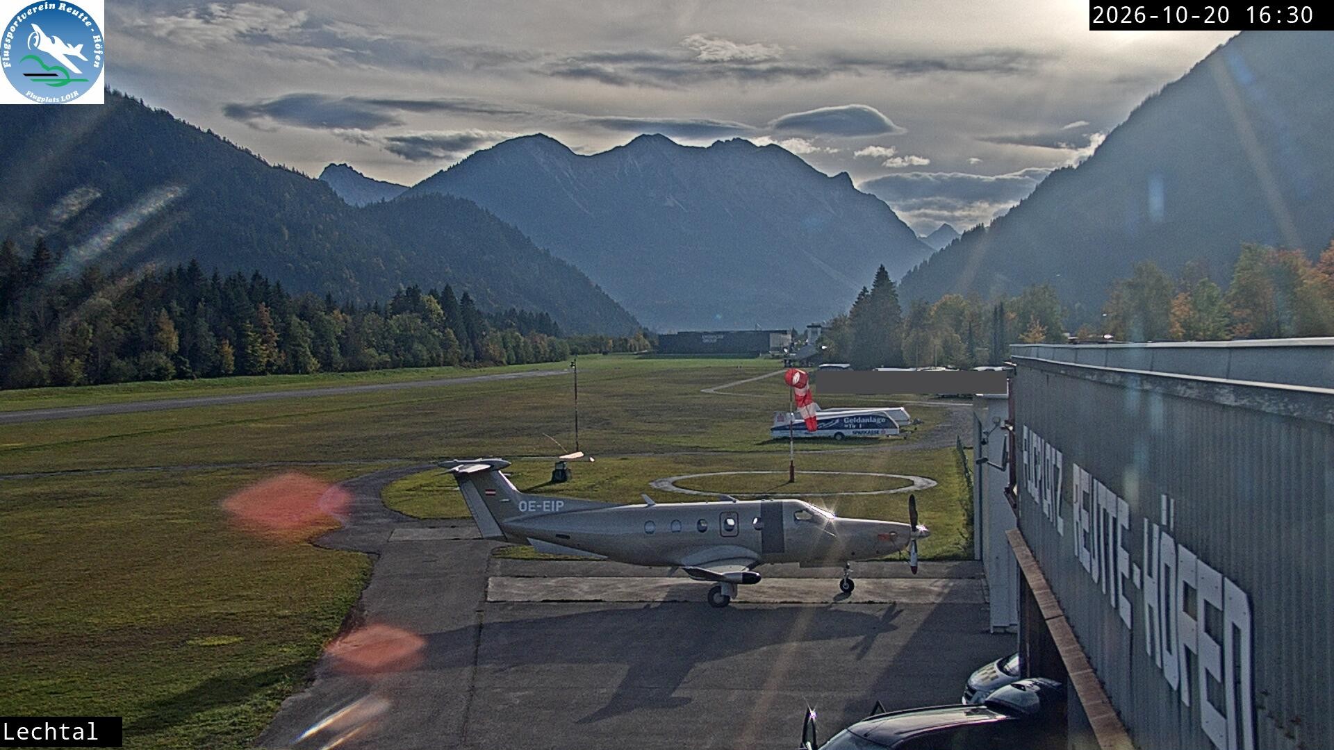 Archiv Foto Webcam Flugplatz Höfen, Tirol