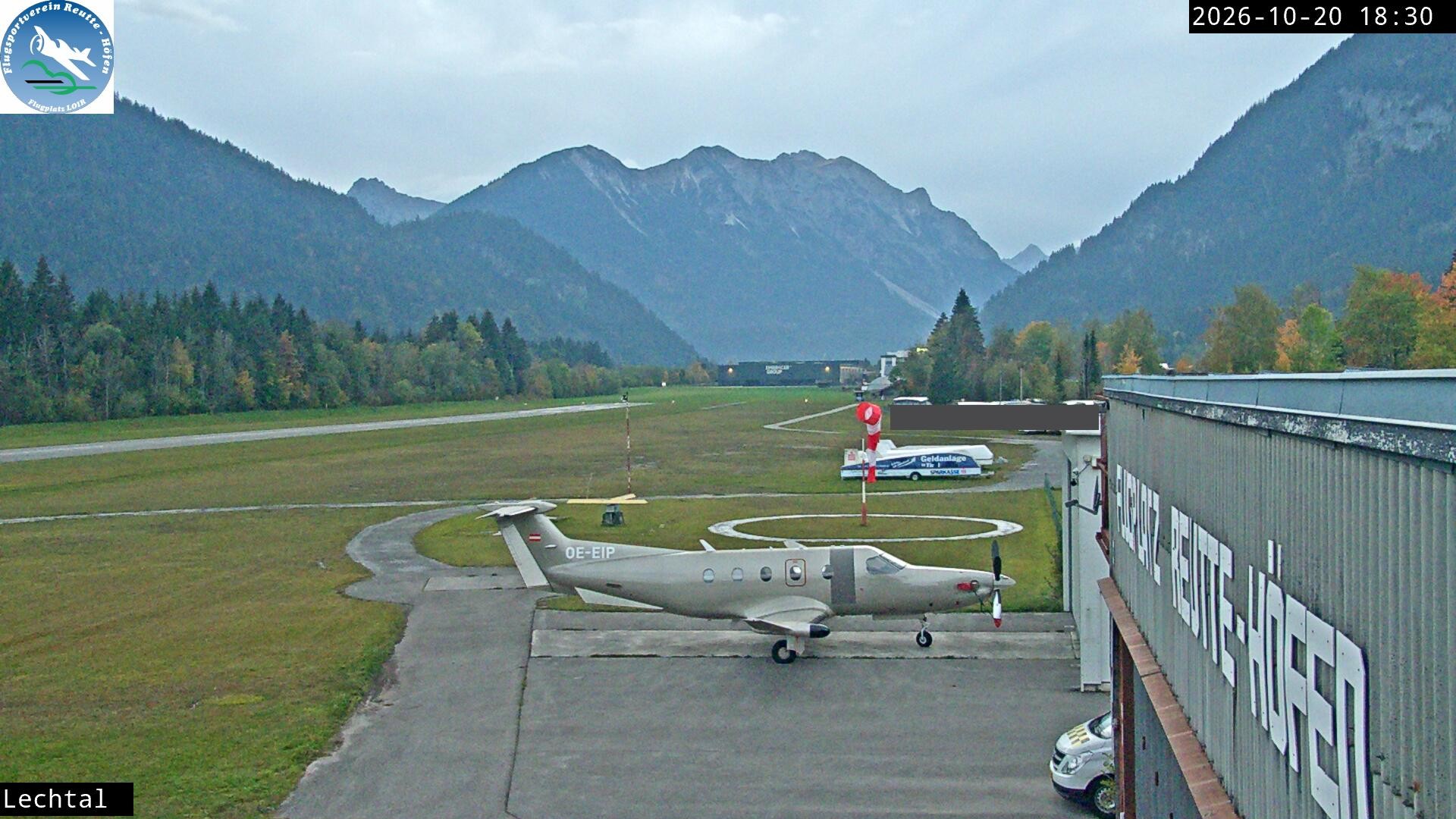 Archiv Foto Webcam Flugplatz Höfen, Tirol
