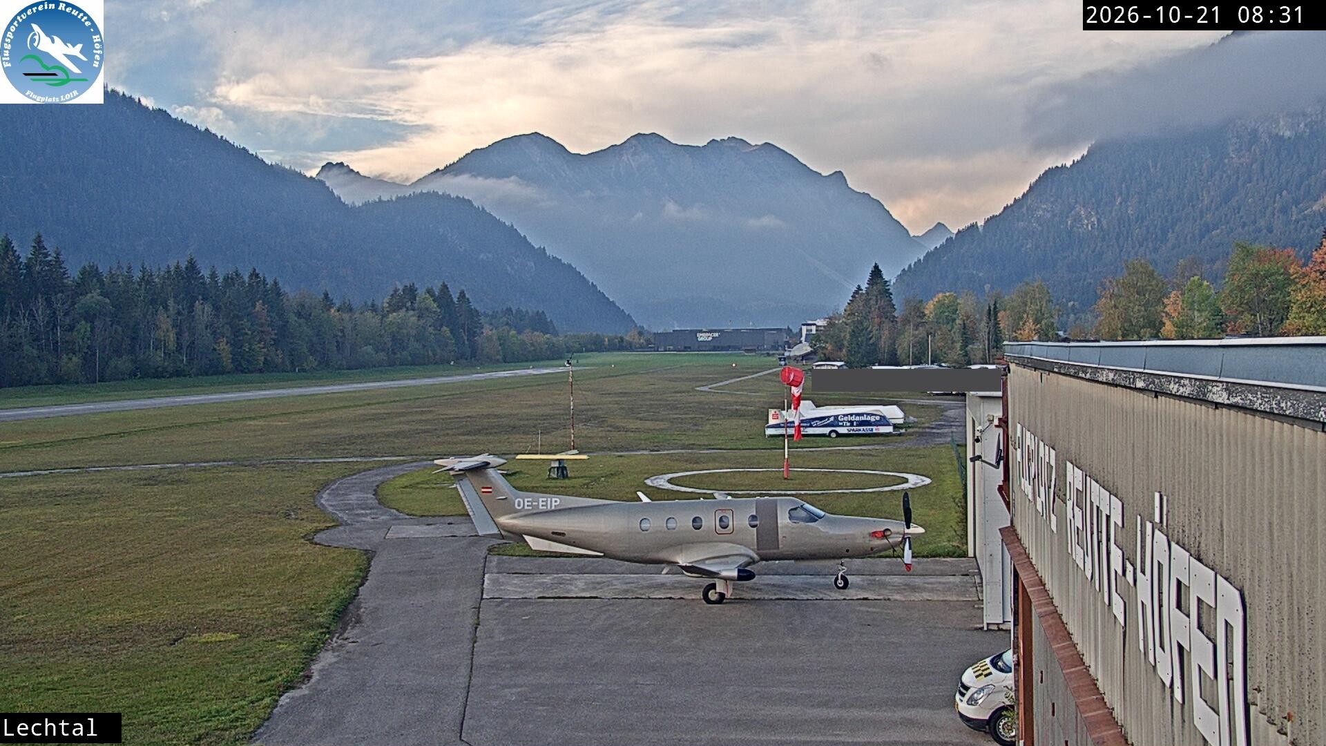 Archiv Foto Webcam Flugplatz Höfen, Tirol