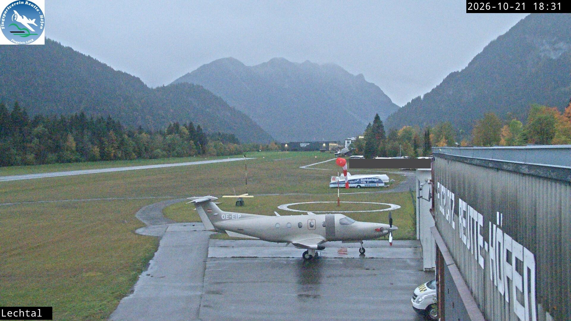 Archiv Foto Webcam Flugplatz Höfen, Tirol