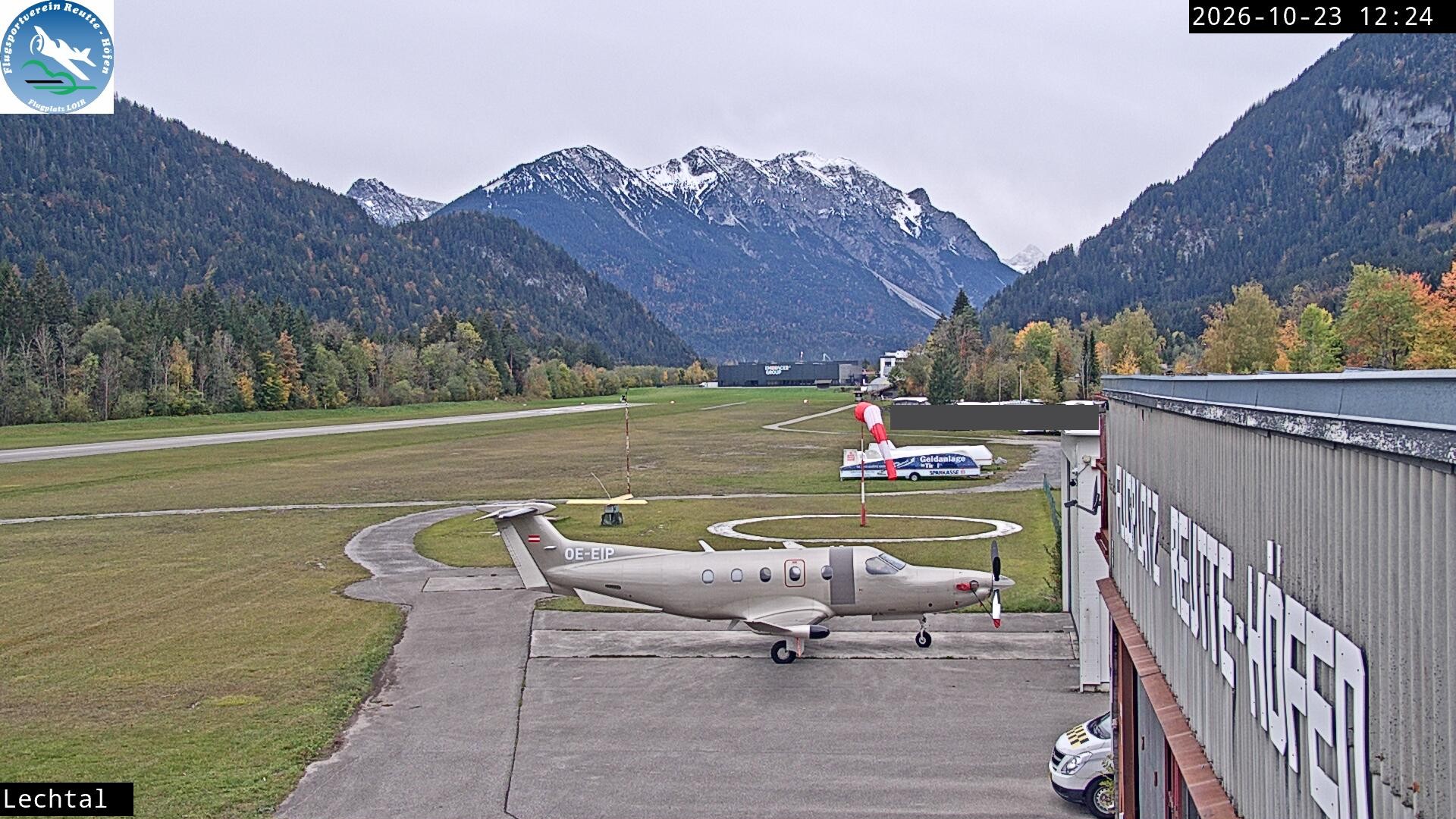 Archiv Foto Webcam Flugplatz Höfen, Tirol