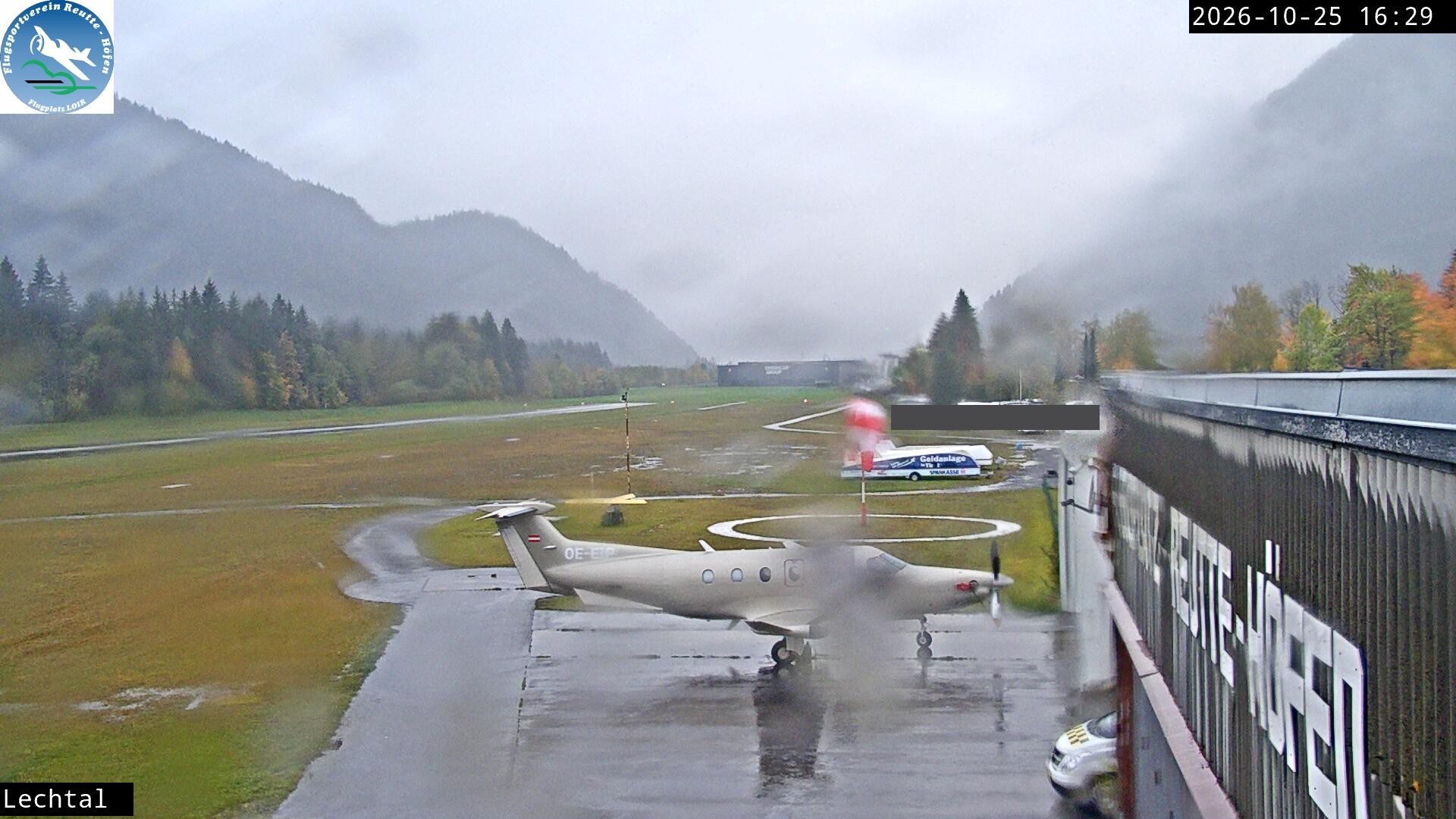 Archived image Webcam Hoefen airport, Tyrol