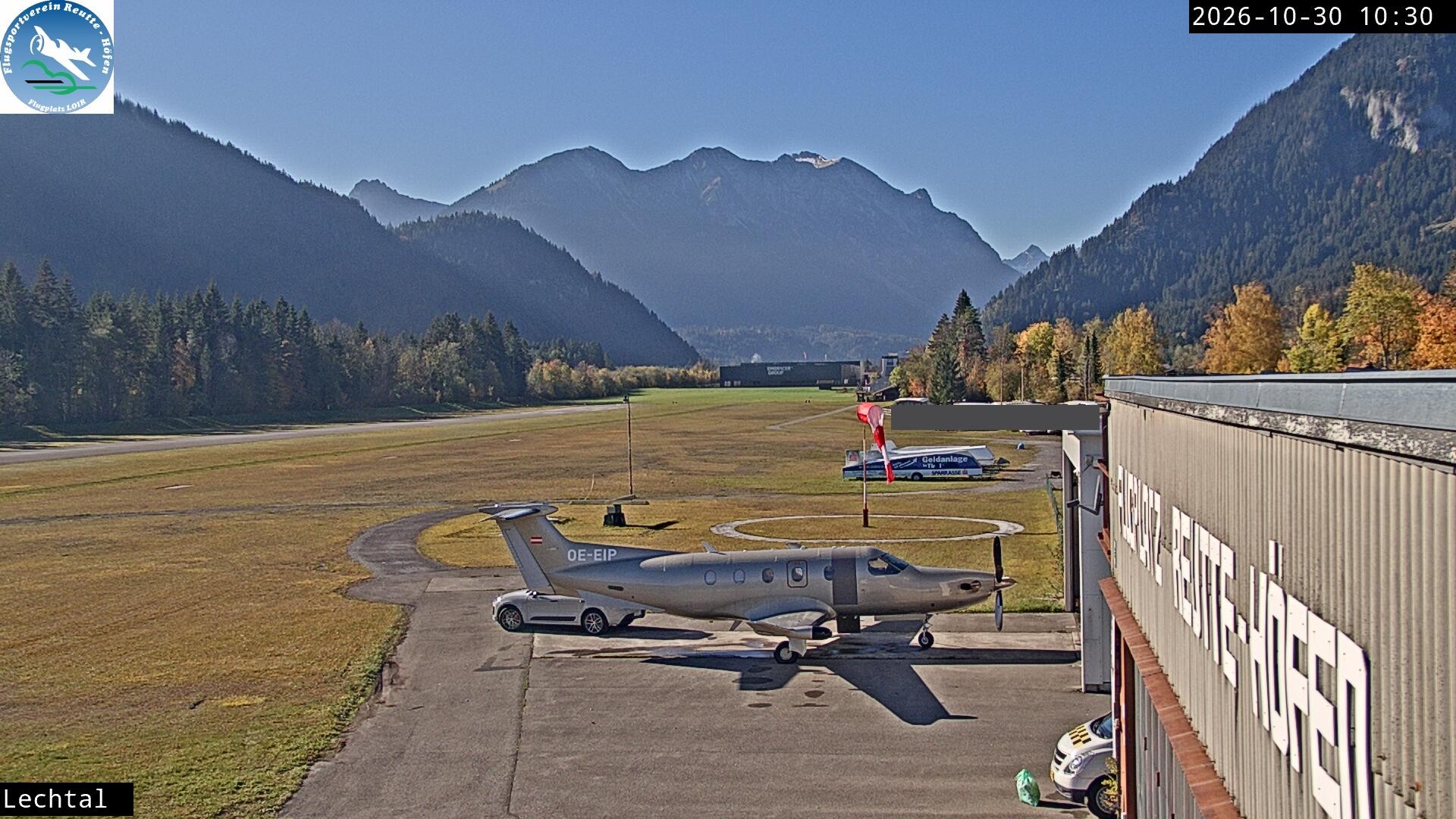 Archived image Webcam Hoefen airport, Tyrol
