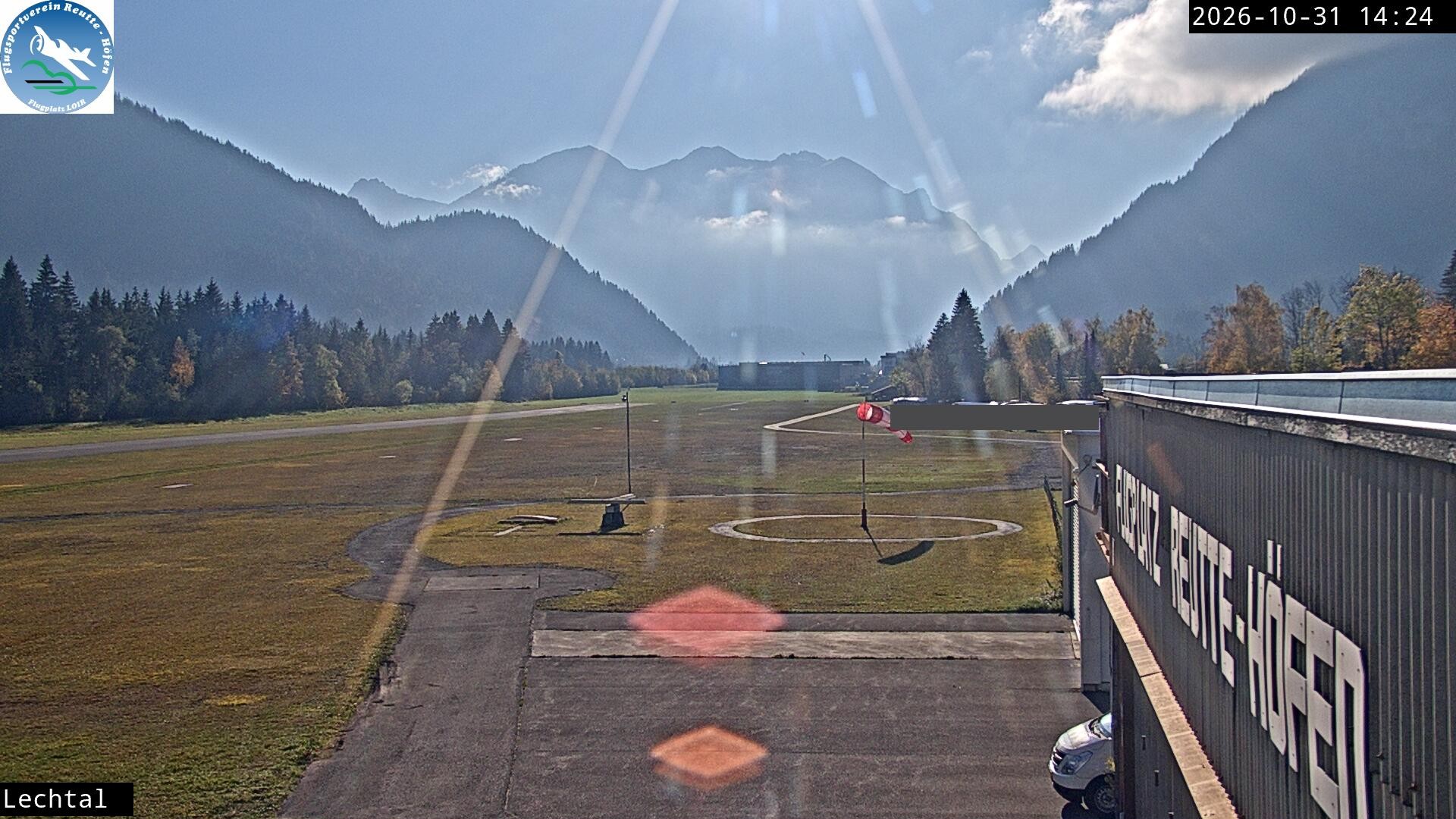 Archived image Webcam Hoefen airport, Tyrol