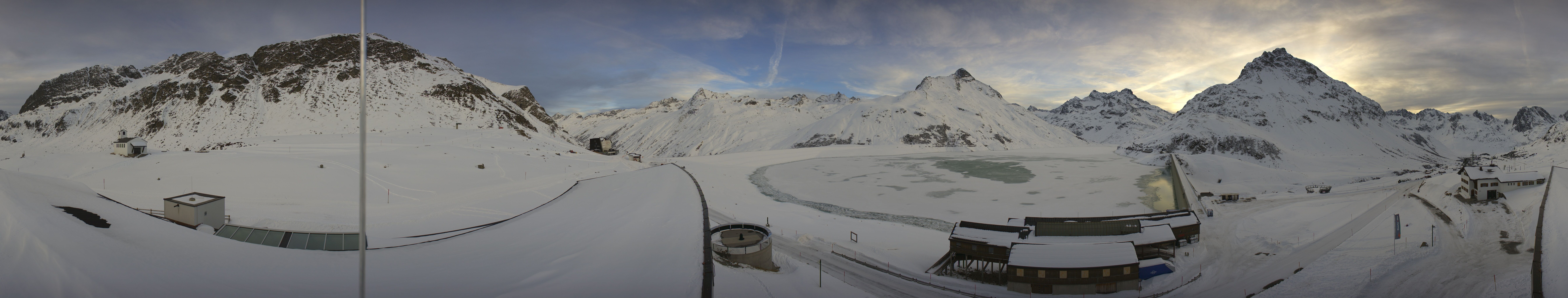 Archived image Webcam Silvretta barrier lake