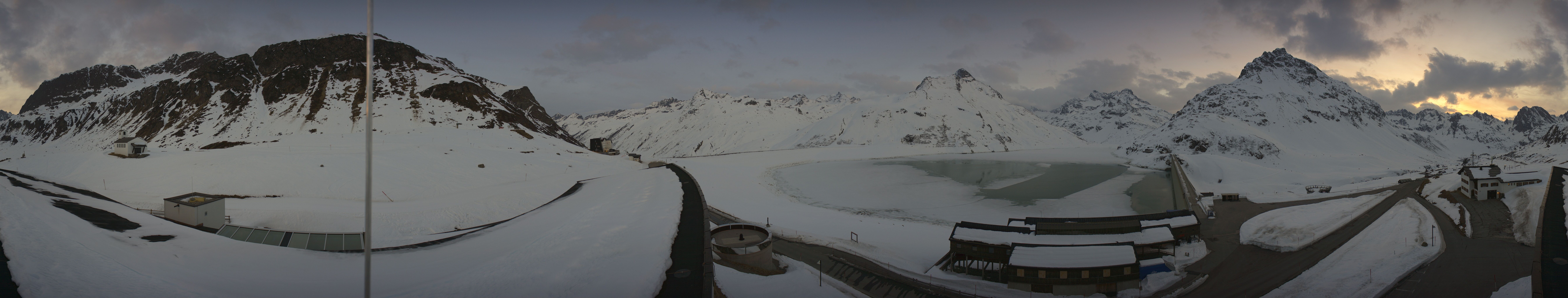 Archived image Webcam Silvretta barrier lake