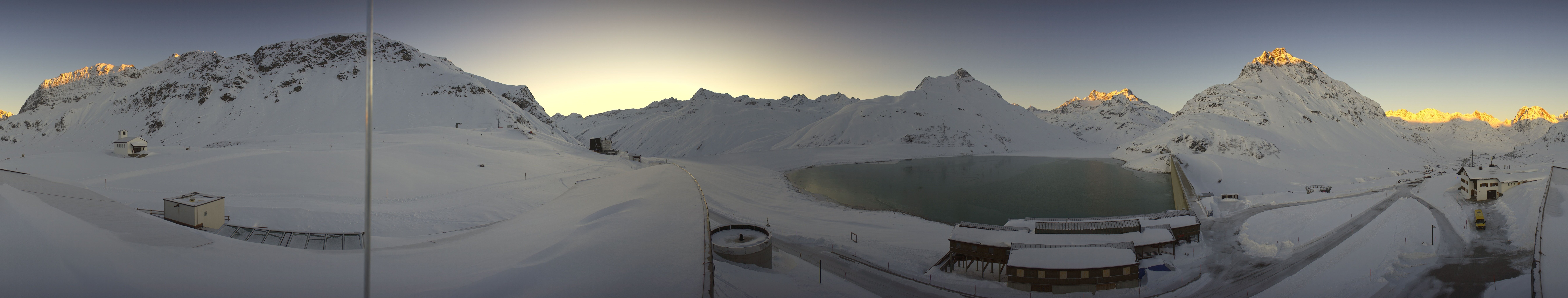 Archived image Webcam Silvretta barrier lake