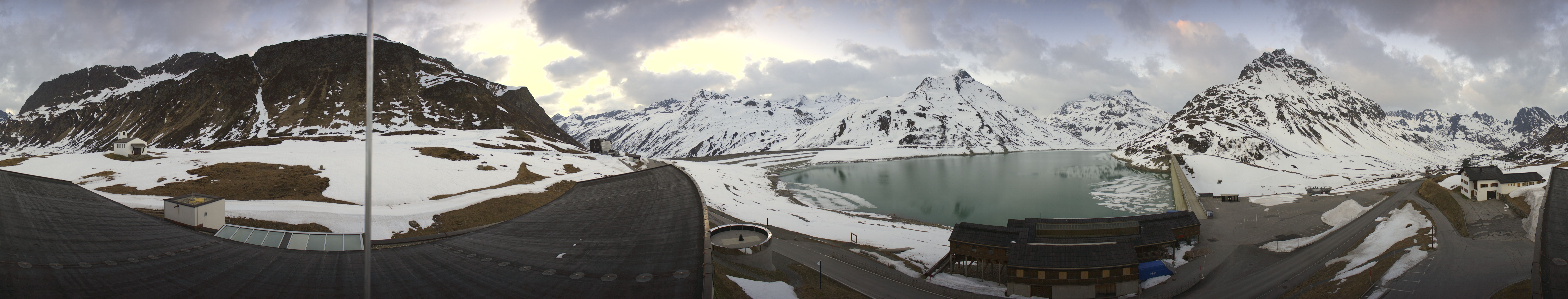 Archived image Webcam Silvretta barrier lake