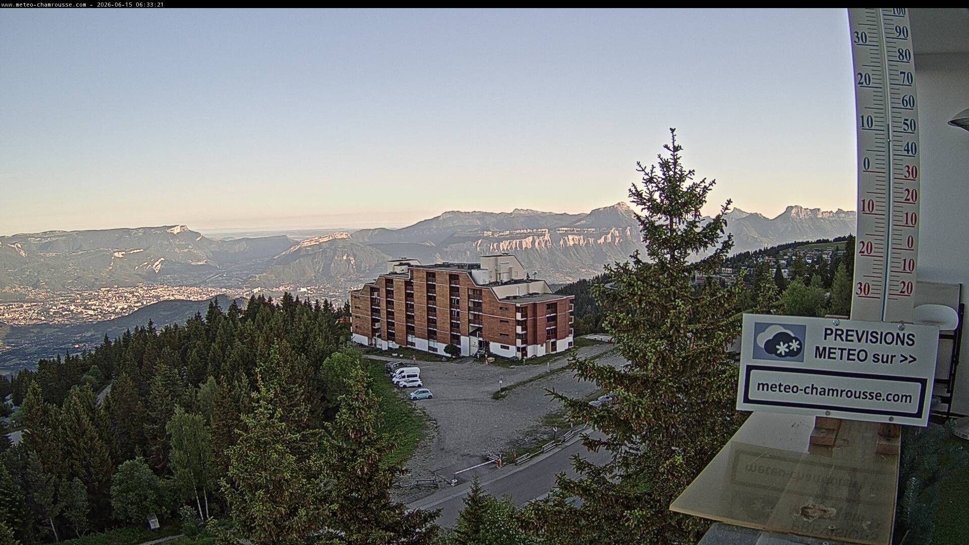 Archived image Webcam Panorama Chamrousse