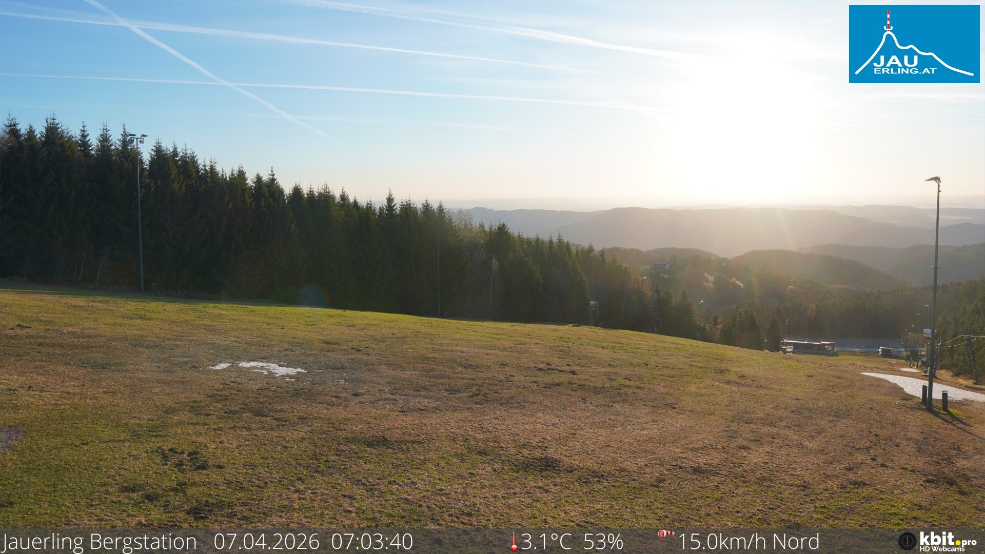 Archived image Webcam Panoramic view - mountain station Jauerling