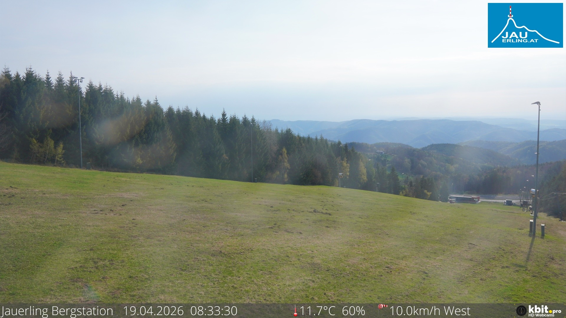 Archived image Webcam Panoramic view - mountain station Jauerling