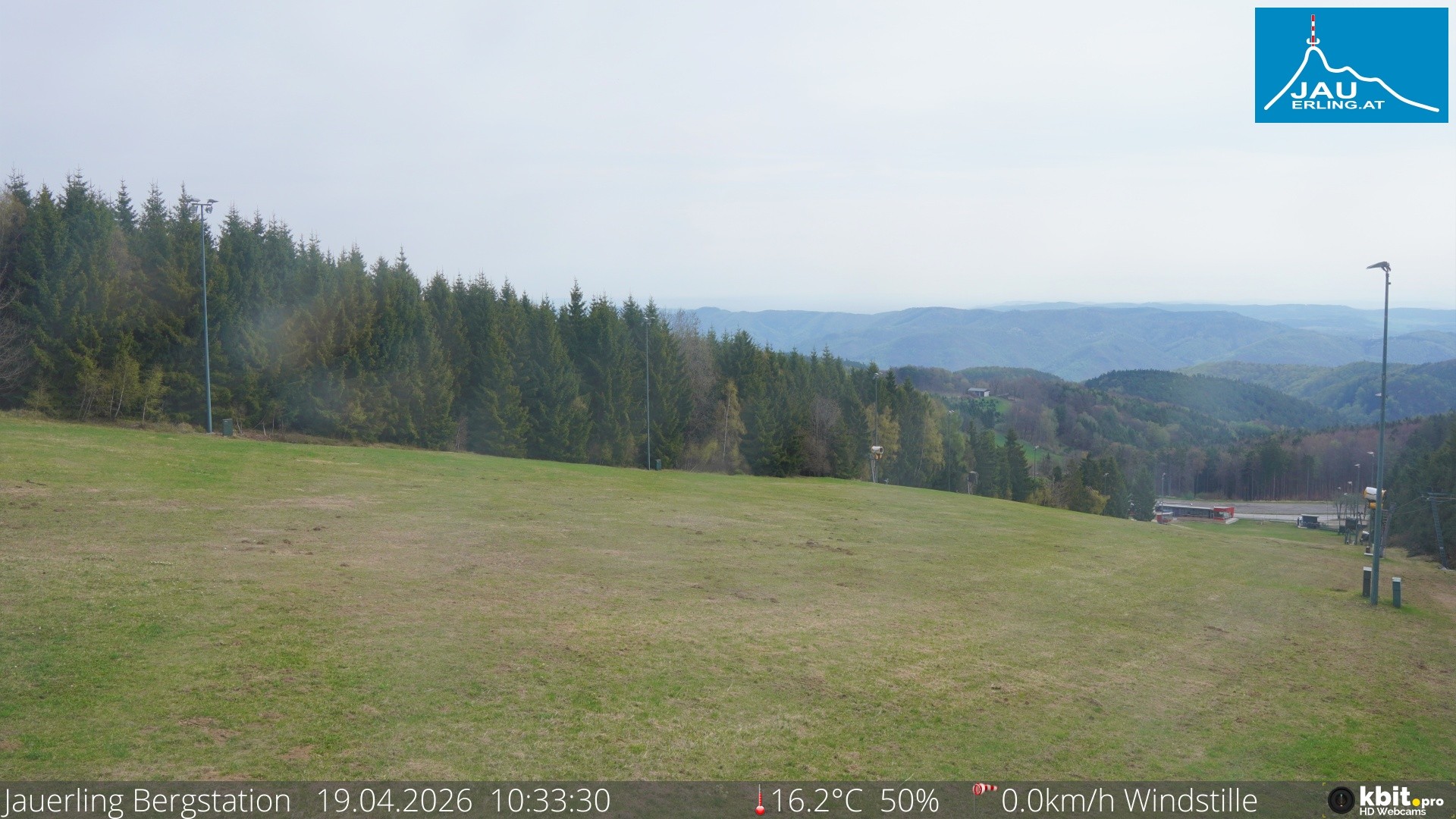 Archived image Webcam Panoramic view - mountain station Jauerling