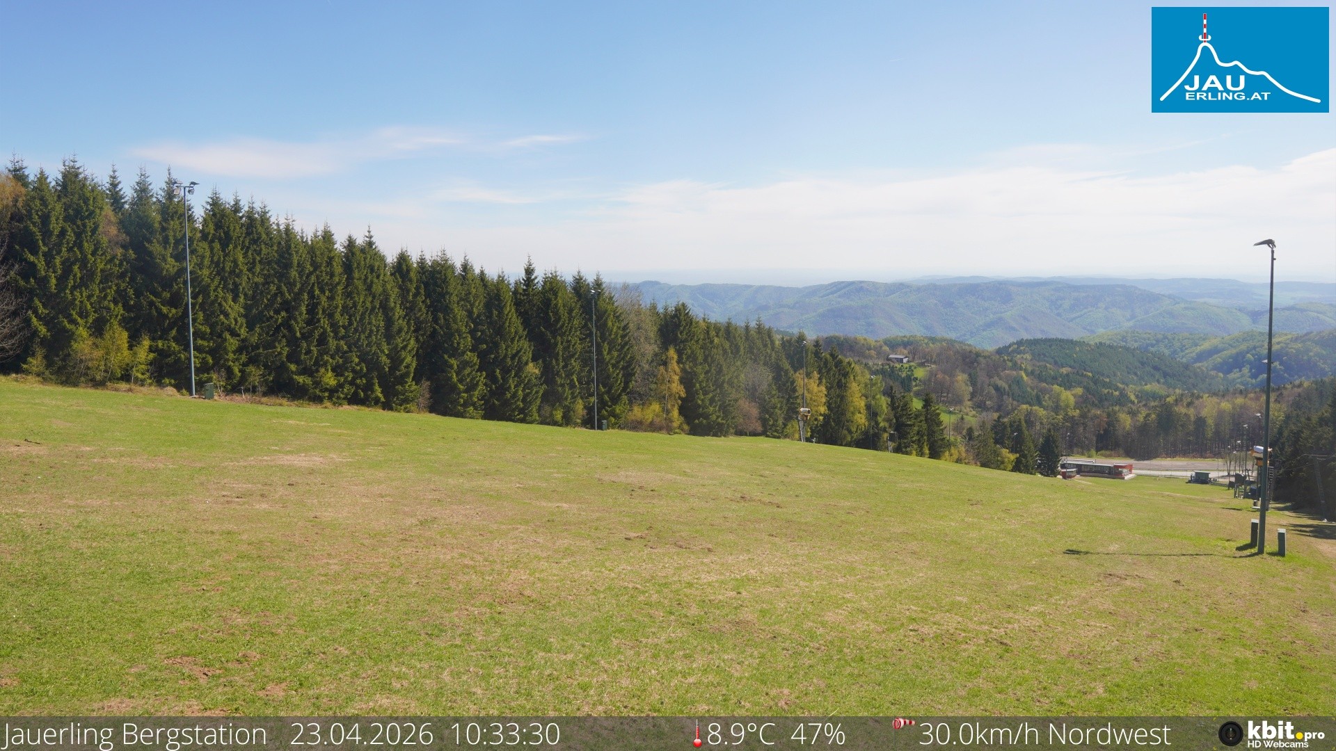 Archived image Webcam Panoramic view - mountain station Jauerling