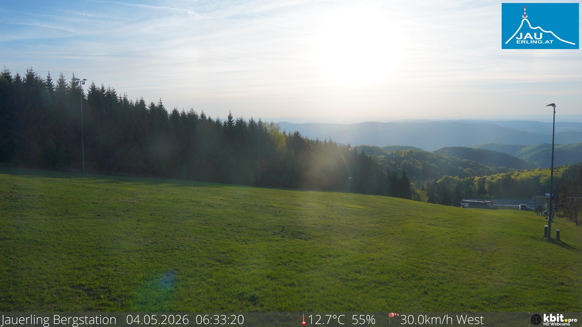 Archived image Webcam Panoramic view - mountain station Jauerling