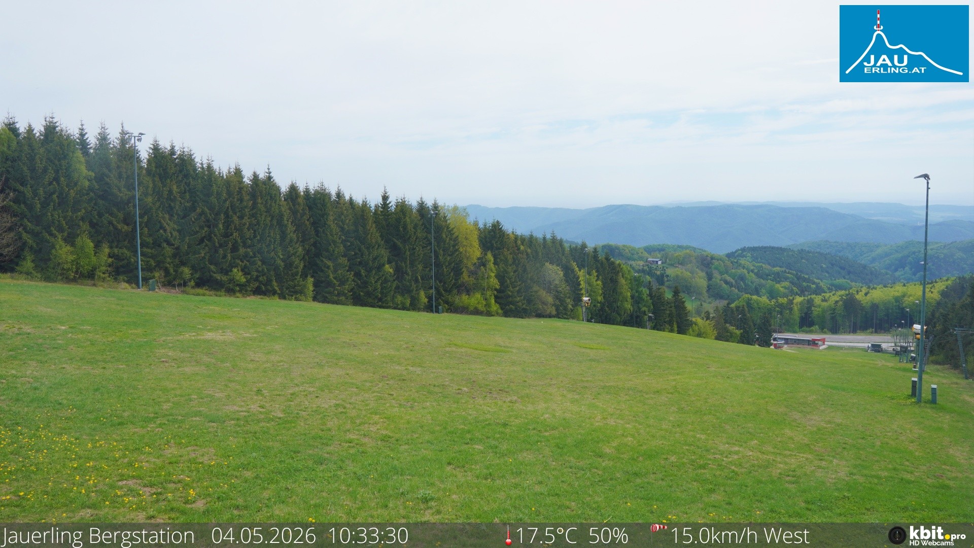 Archived image Webcam Panoramic view - mountain station Jauerling