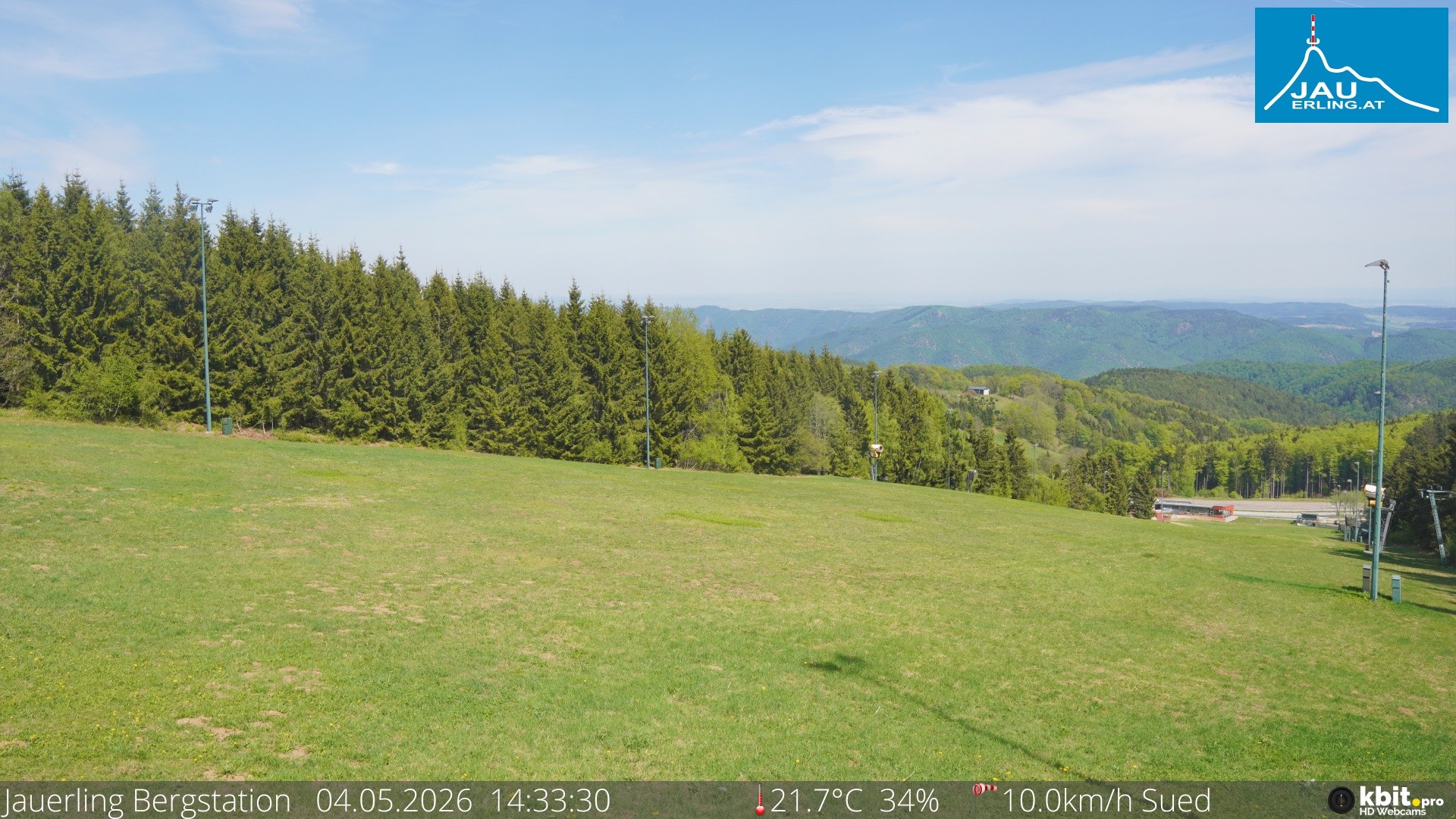Archived image Webcam Panoramic view - mountain station Jauerling