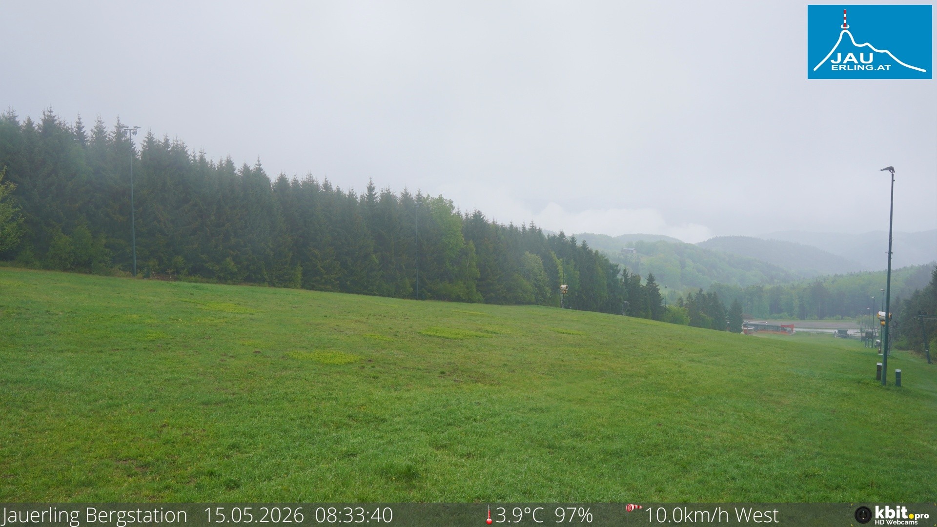 Archived image Webcam Panoramic view - mountain station Jauerling