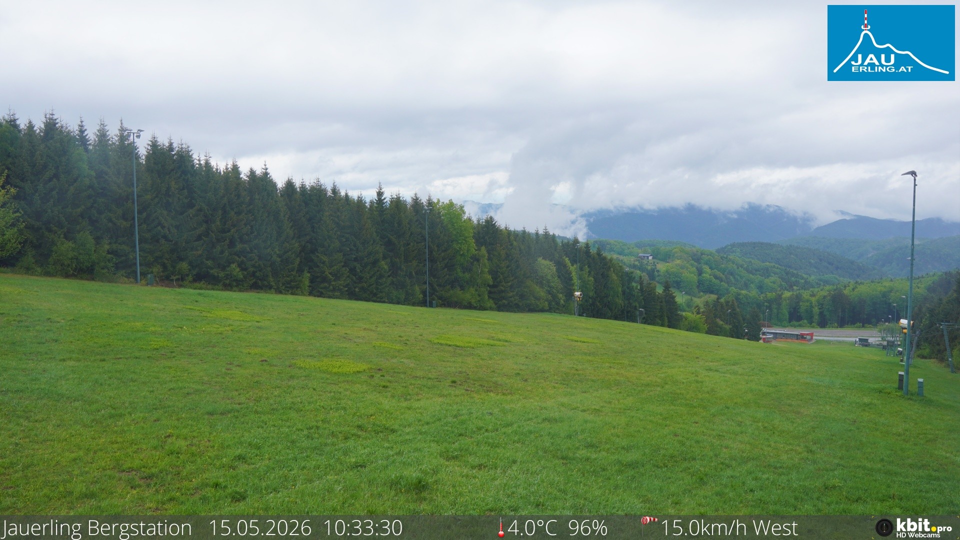 Archived image Webcam Panoramic view - mountain station Jauerling