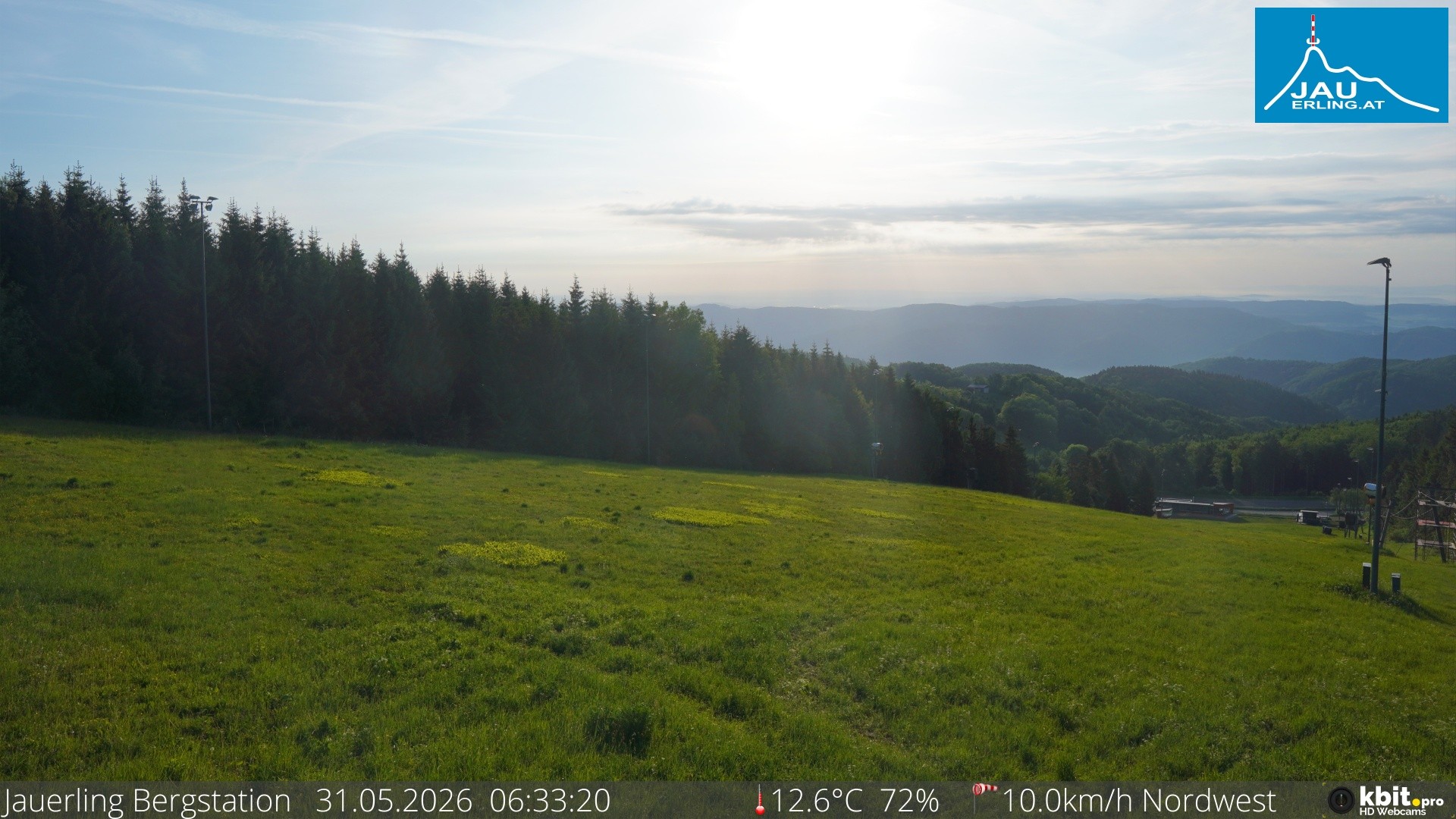 Archived image Webcam Panoramic view - mountain station Jauerling