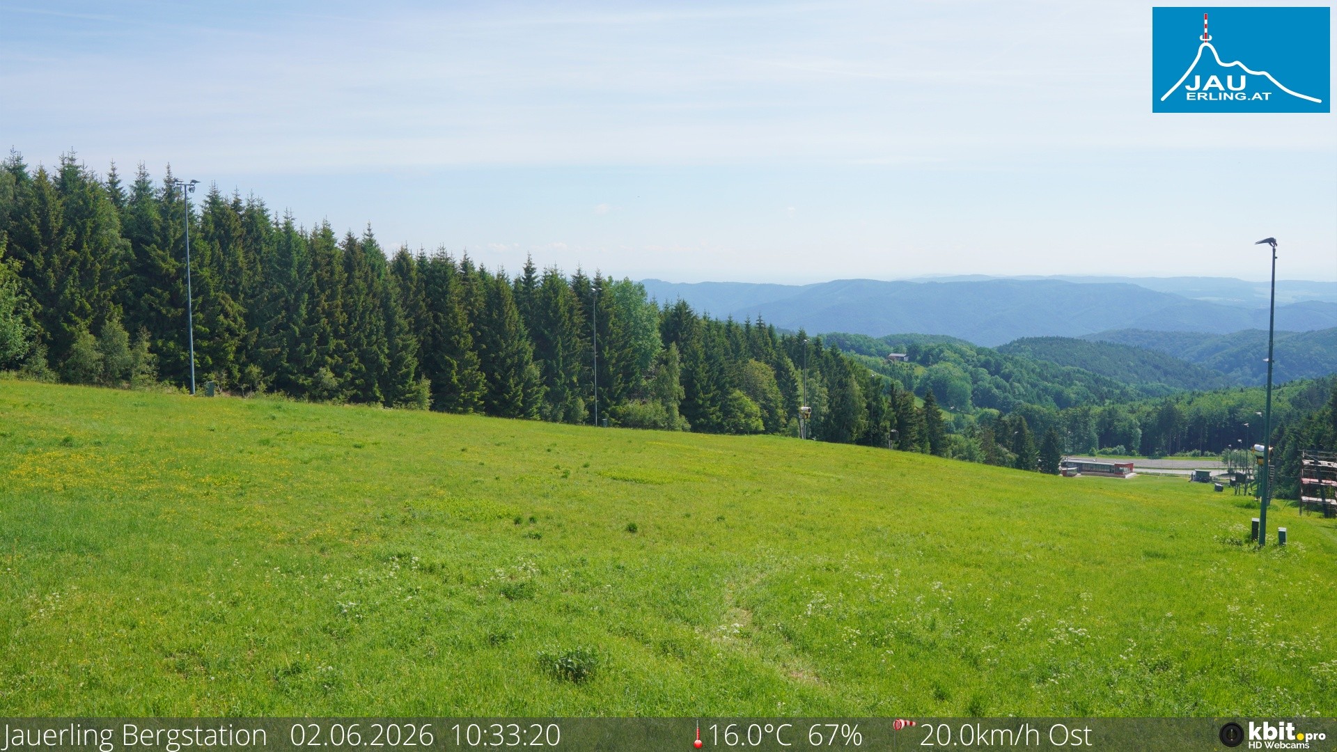 Archived image Webcam Panoramic view - mountain station Jauerling