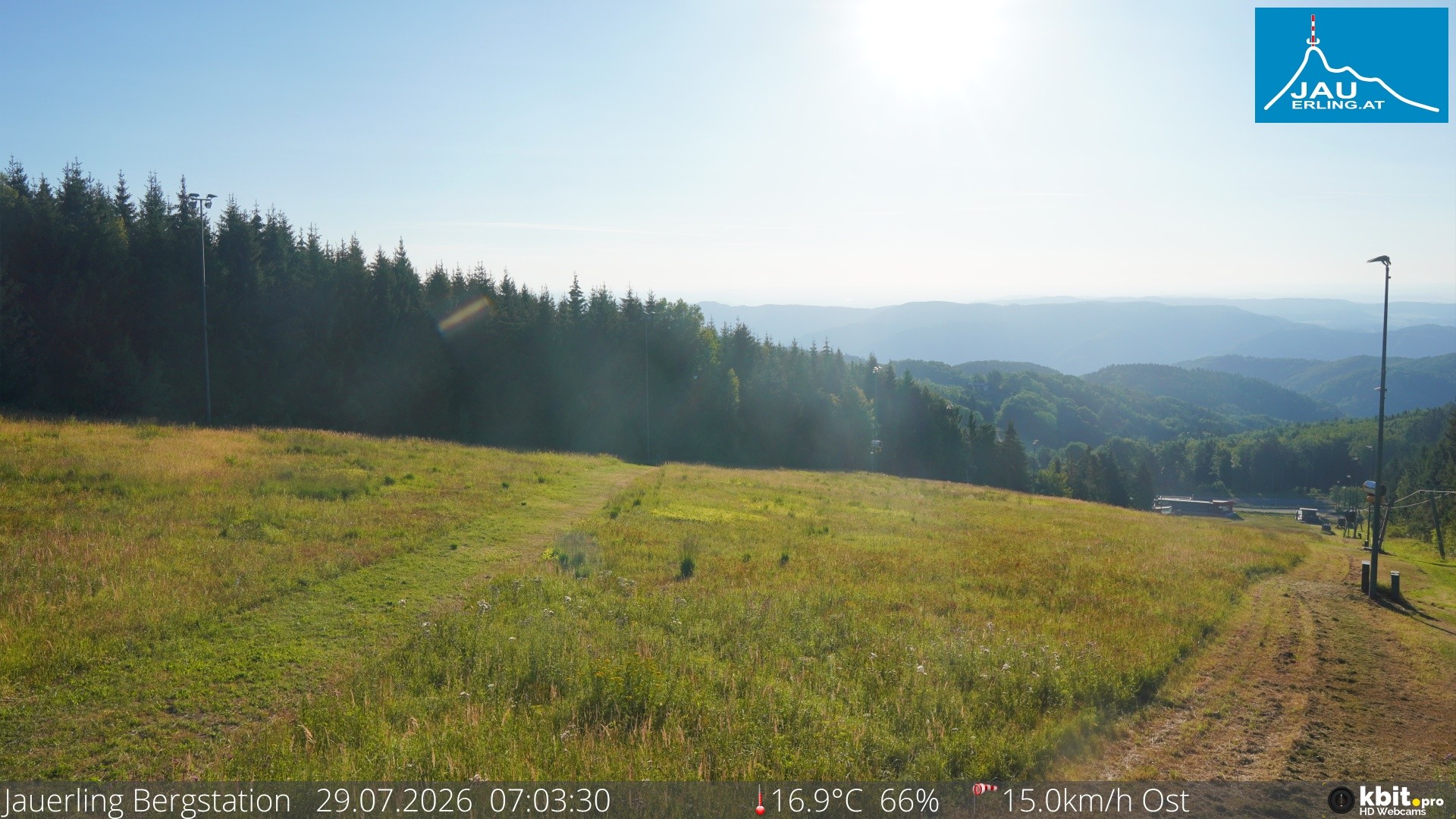 Archiv Foto Webcam Panorama - Bergstation Jauerling