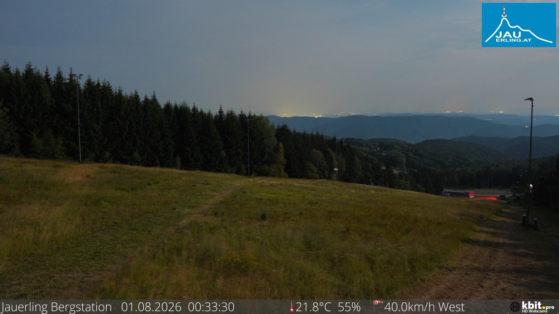 Archived image Webcam Panoramic view - mountain station Jauerling