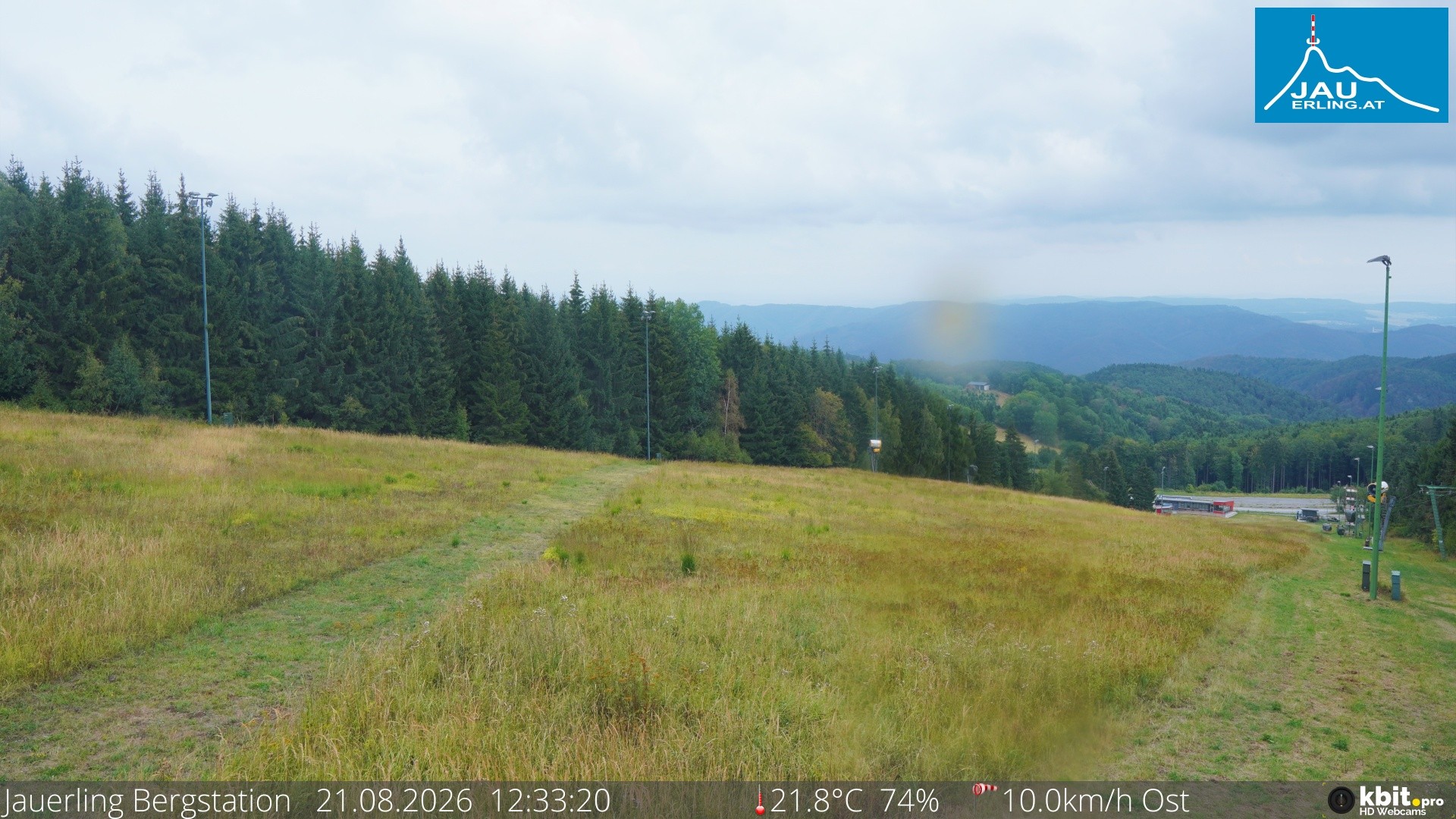 Archived image Webcam Panoramic view - mountain station Jauerling