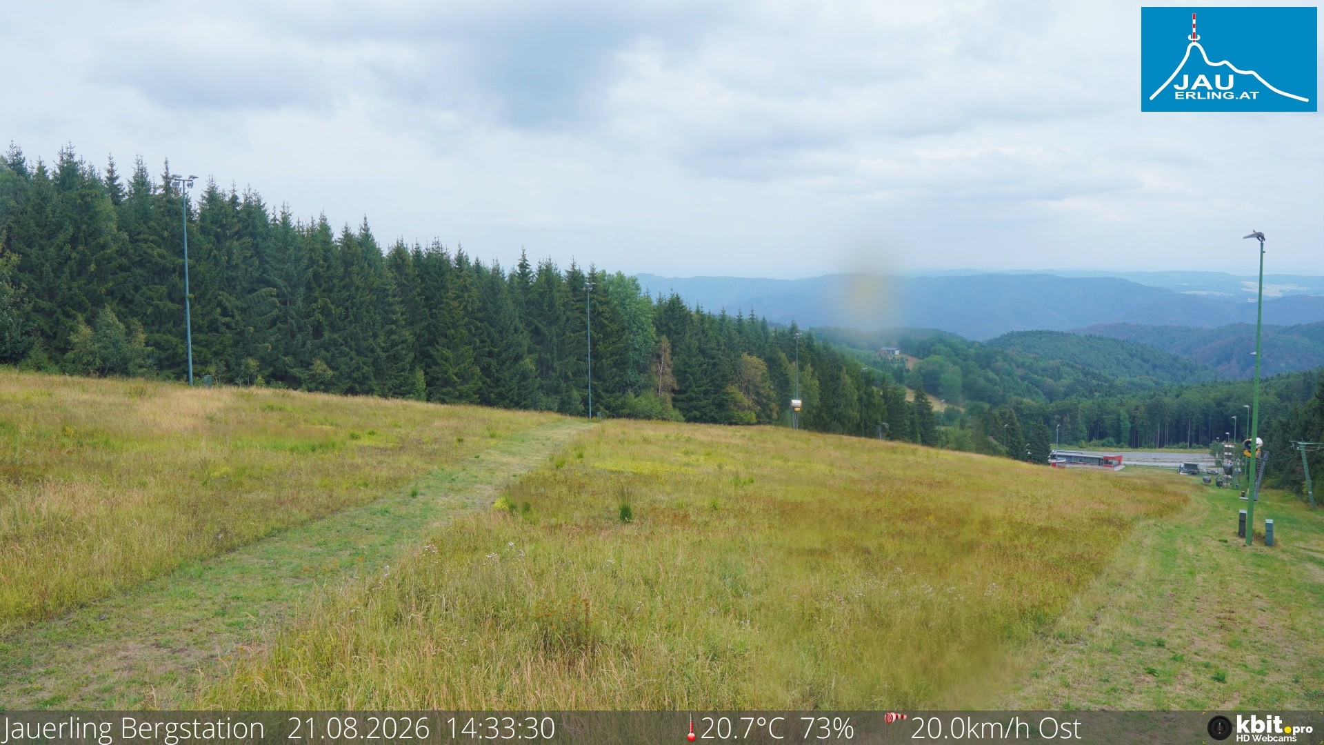 Archived image Webcam Panoramic view - mountain station Jauerling