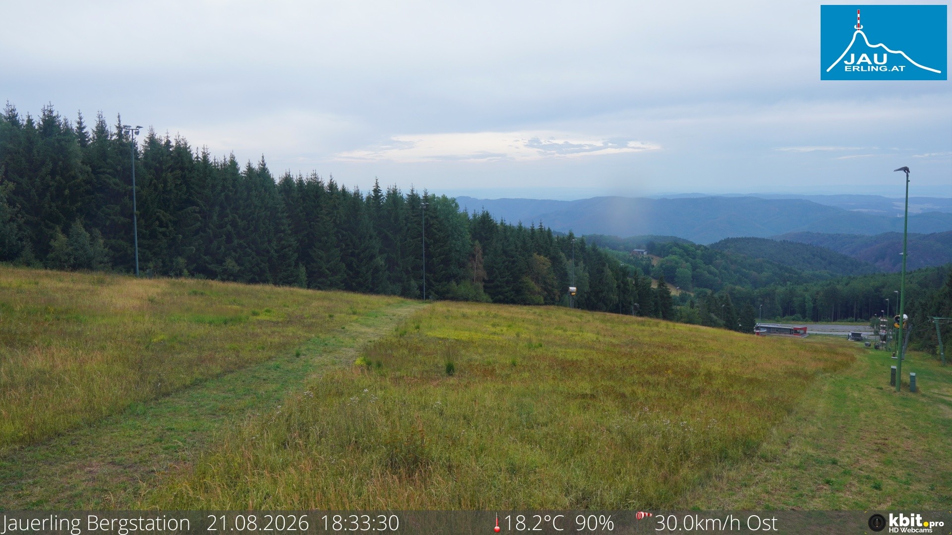 Archived image Webcam Panoramic view - mountain station Jauerling