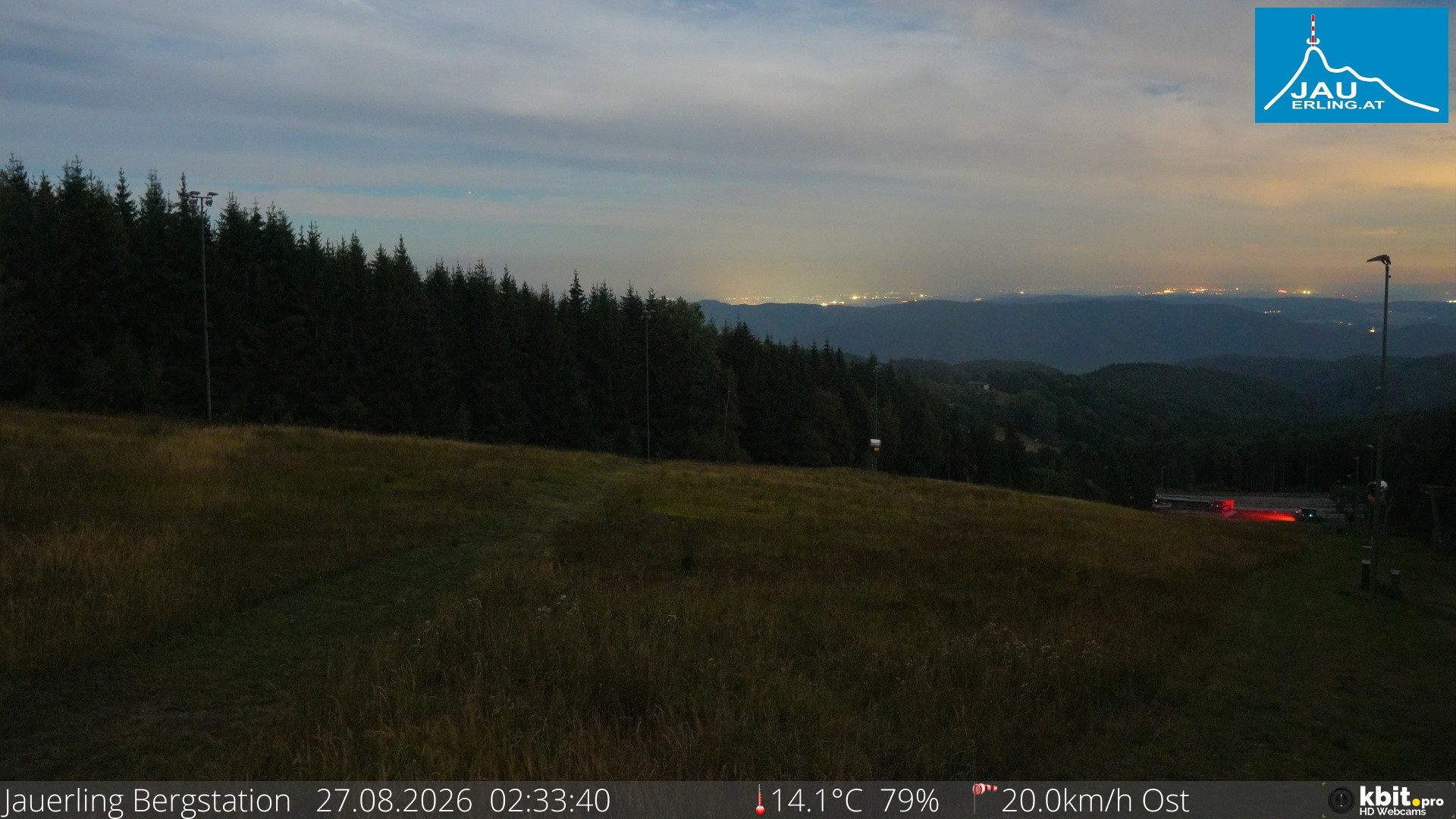Archived image Webcam Panoramic view - mountain station Jauerling