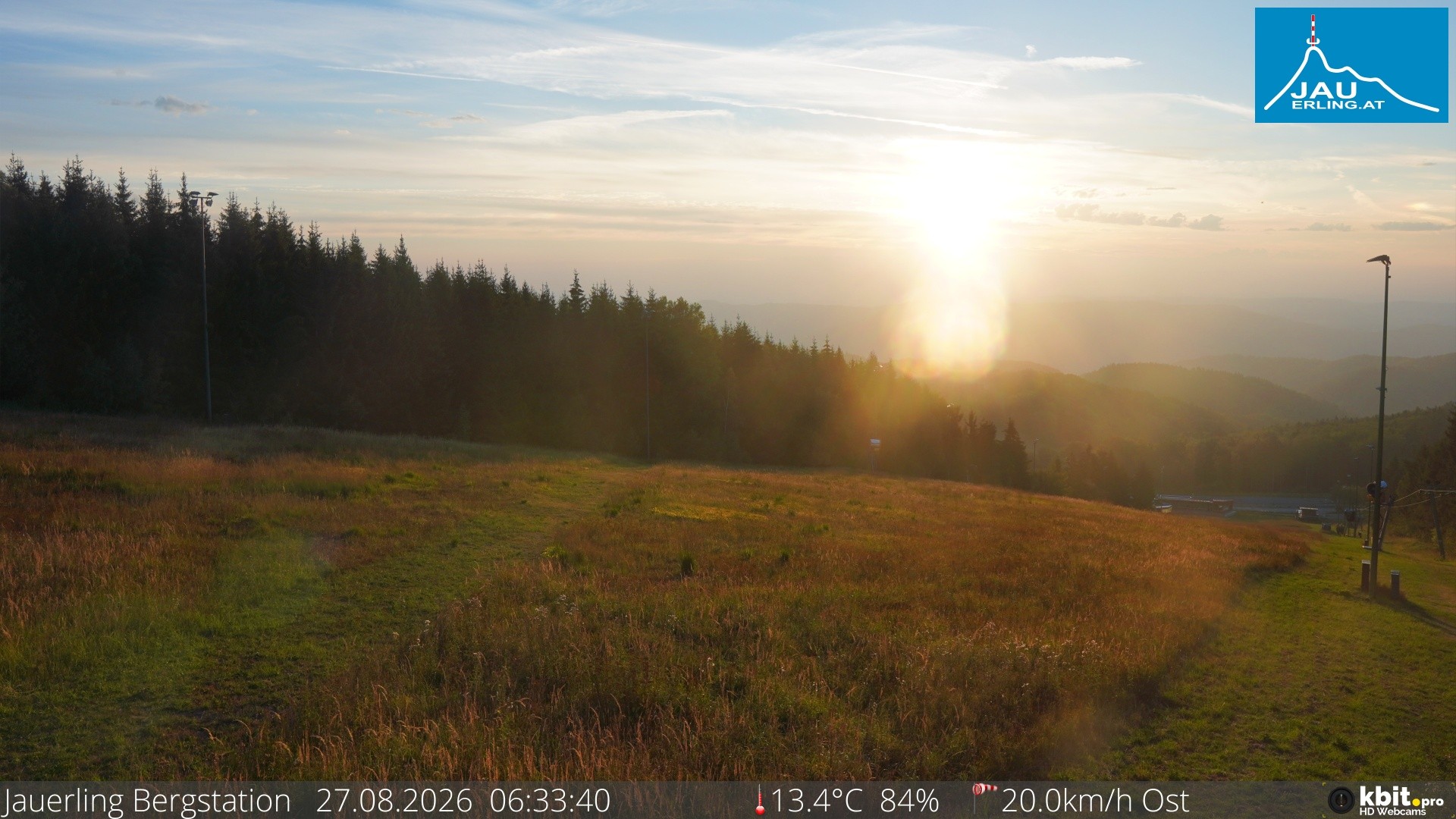 Archived image Webcam Panoramic view - mountain station Jauerling