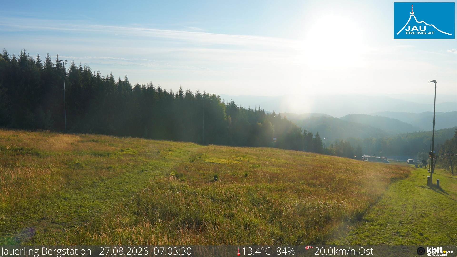 Archived image Webcam Panoramic view - mountain station Jauerling