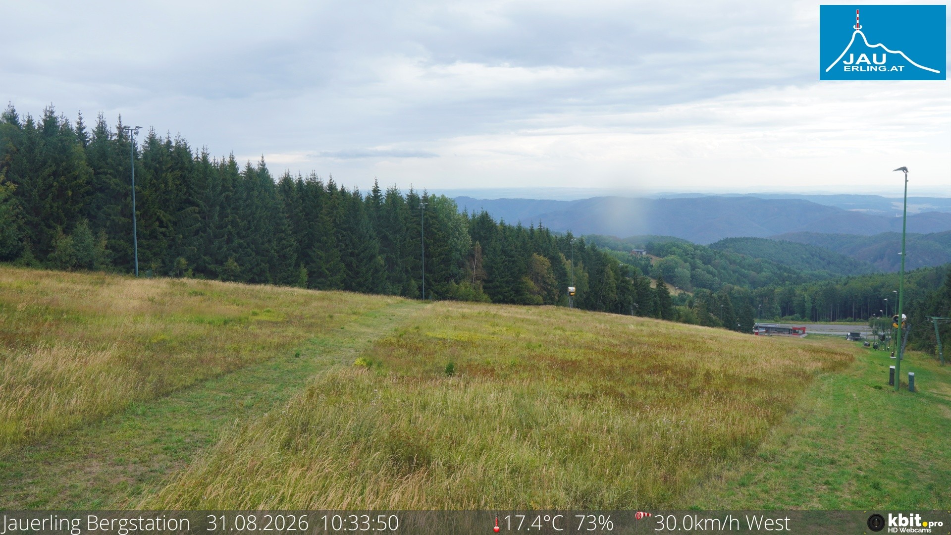 Archived image Webcam Panoramic view - mountain station Jauerling